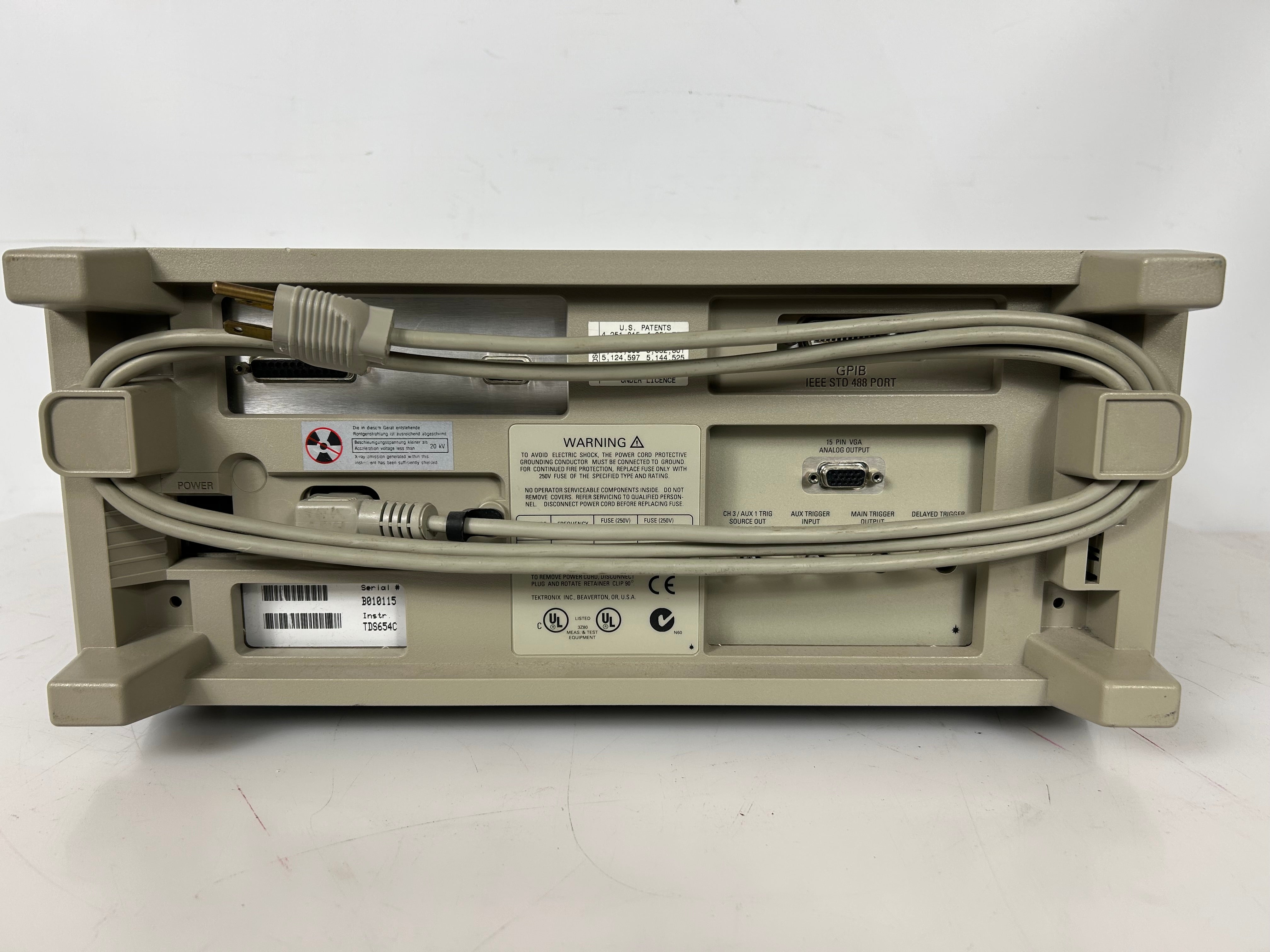 Tektronix 654C Digital Real-Time Oscilloscope *Untested*