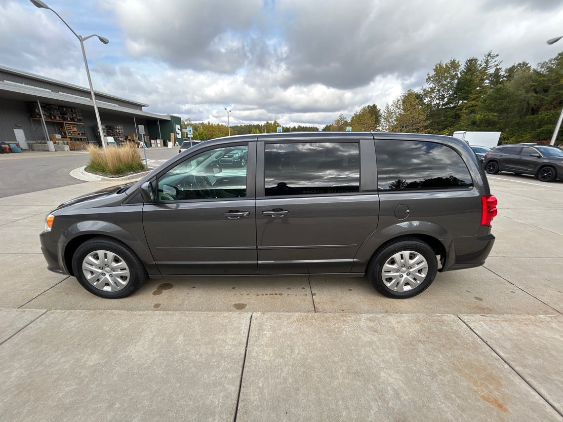 2016 Dodge Caravan - V133