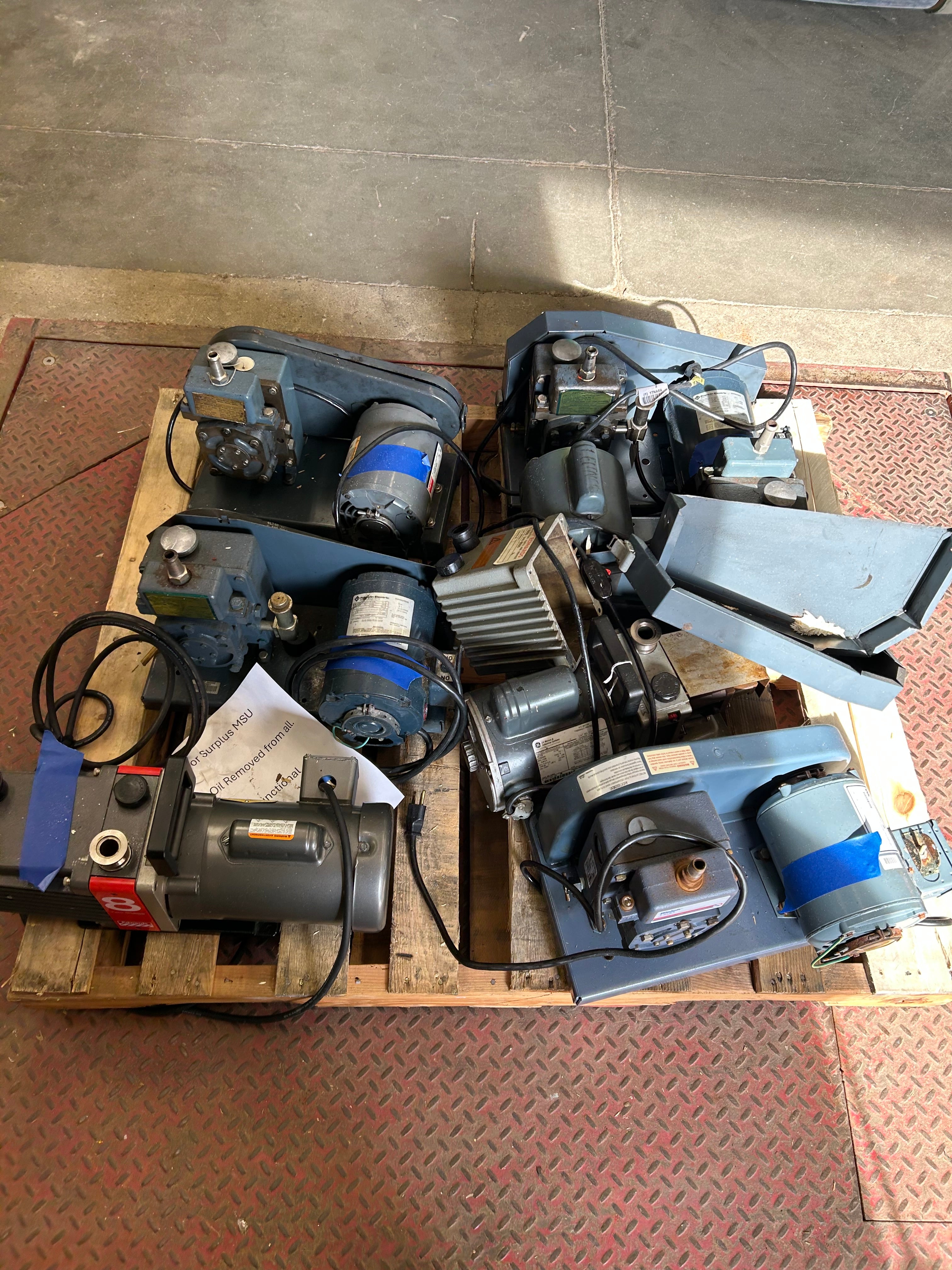 Assortment of Vacuum Pumps *Parts or Repair* #1