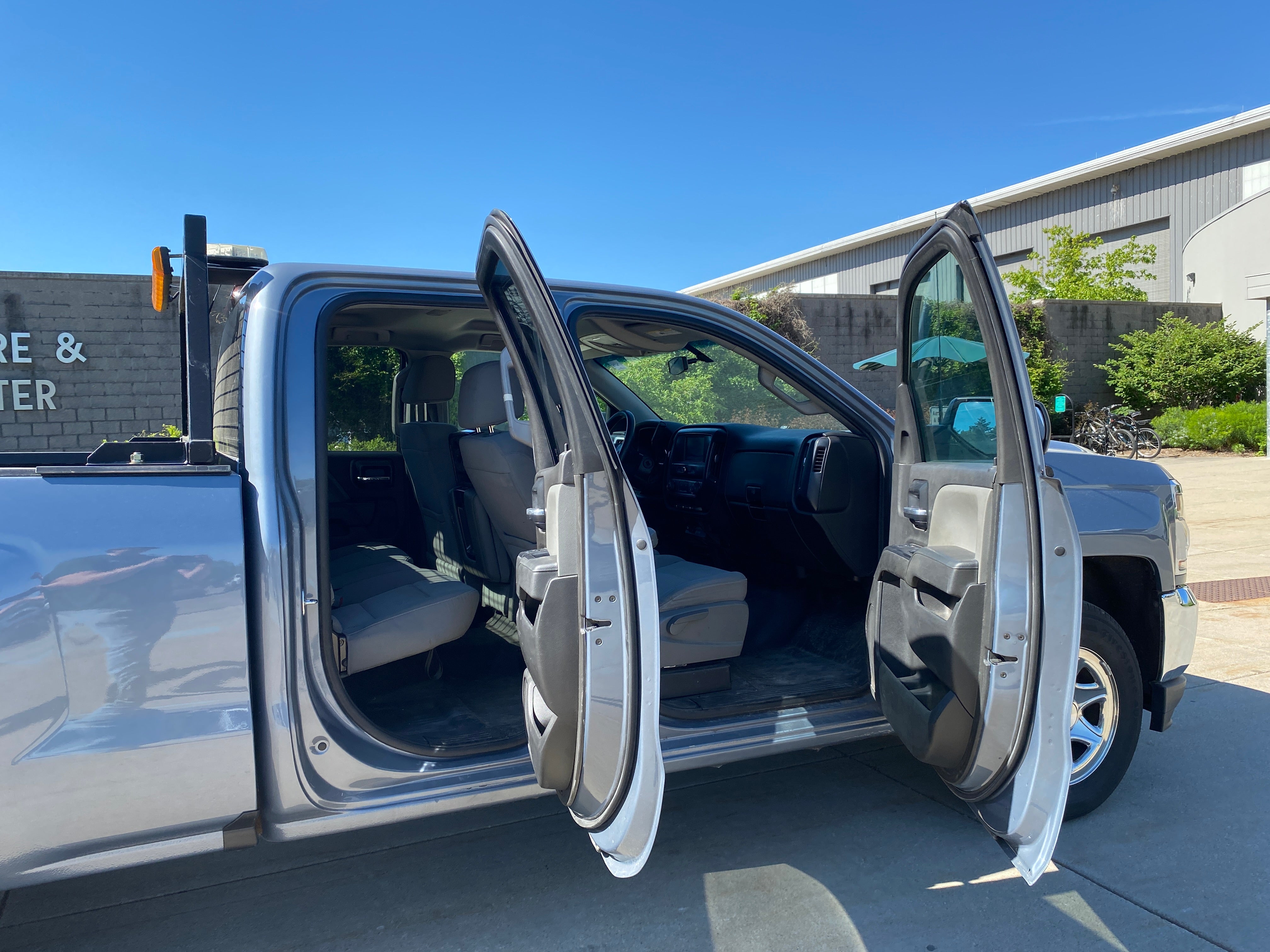 2016 - Chevrolet Silverado 1500 LS Truck -V304