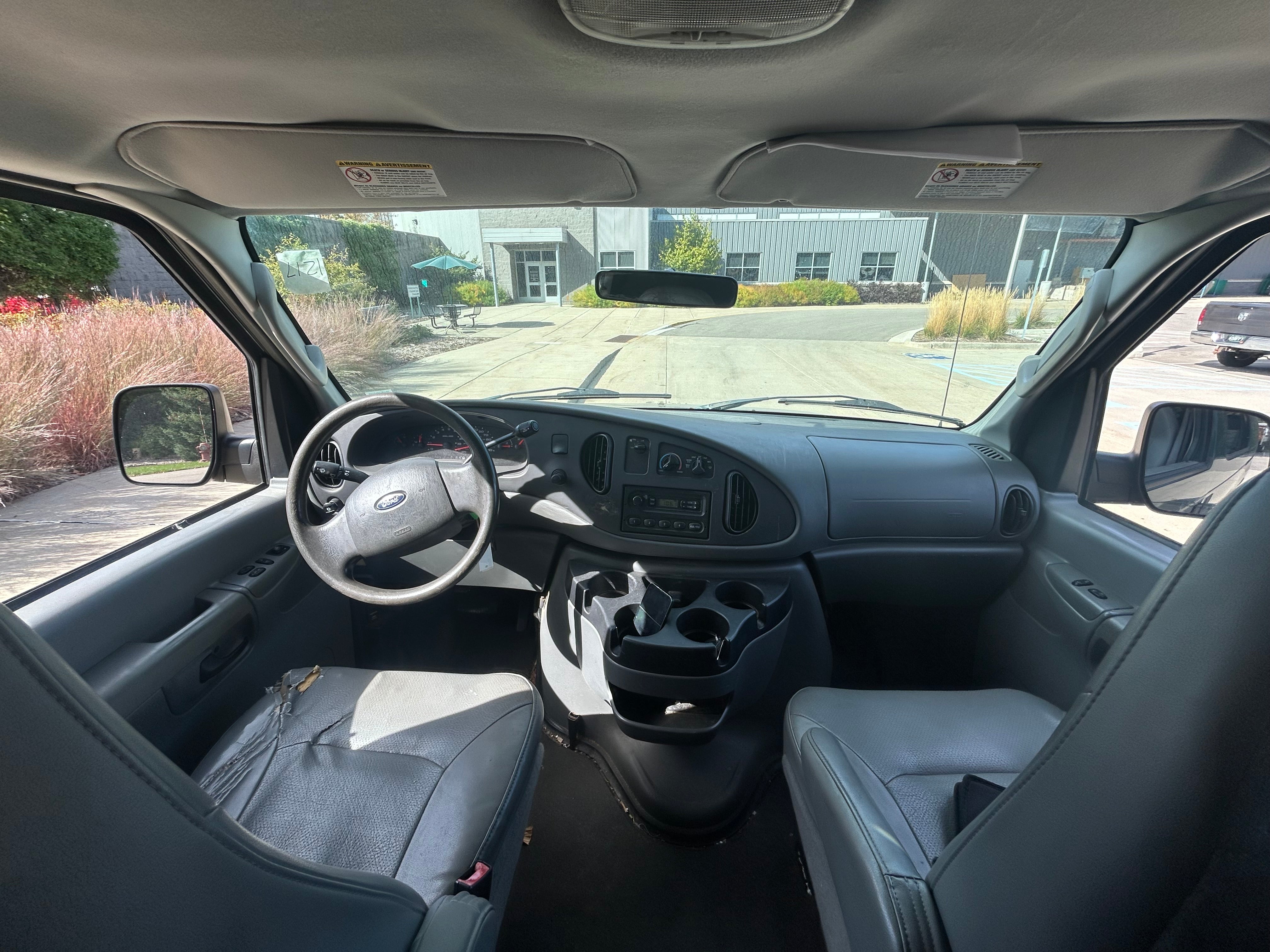 2008 - Ford Econoline E250 - 1217