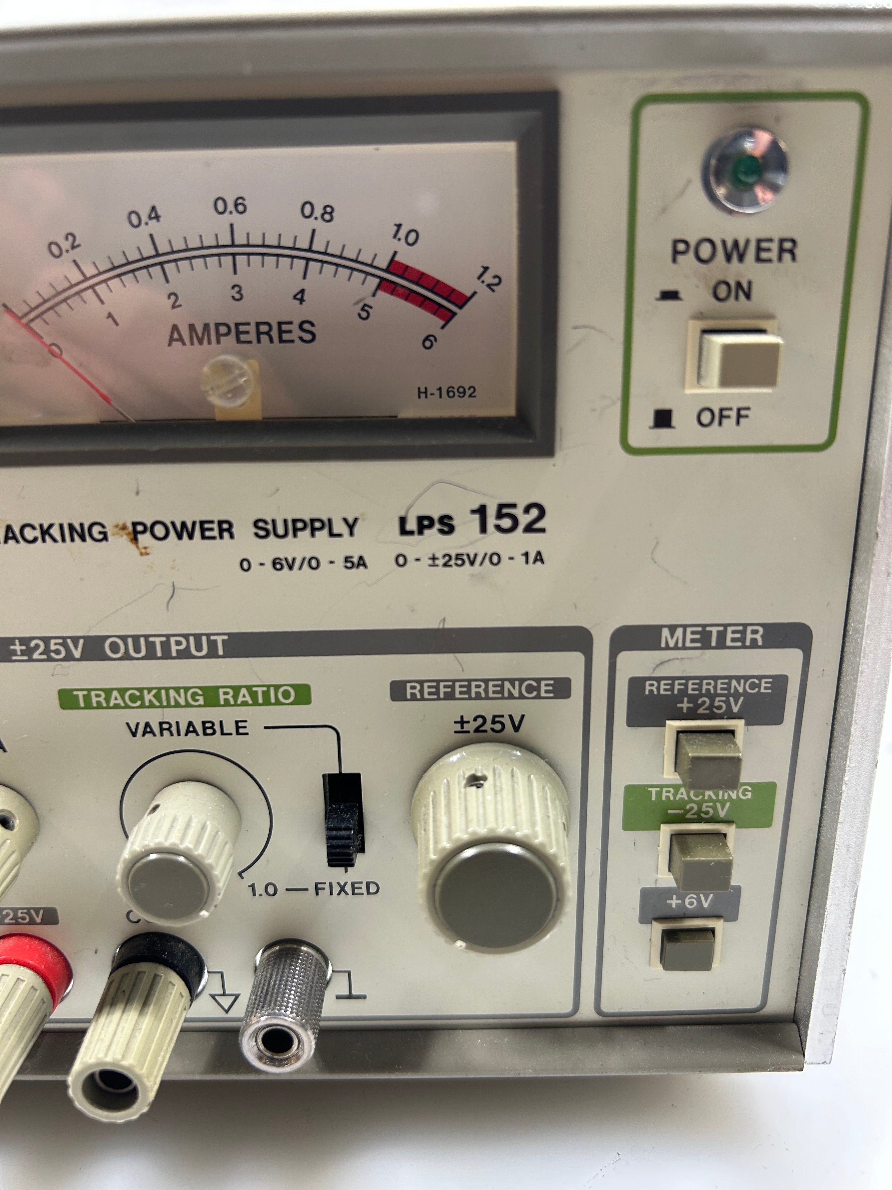 Leader LPS 152 DC Tracking Power Supply
