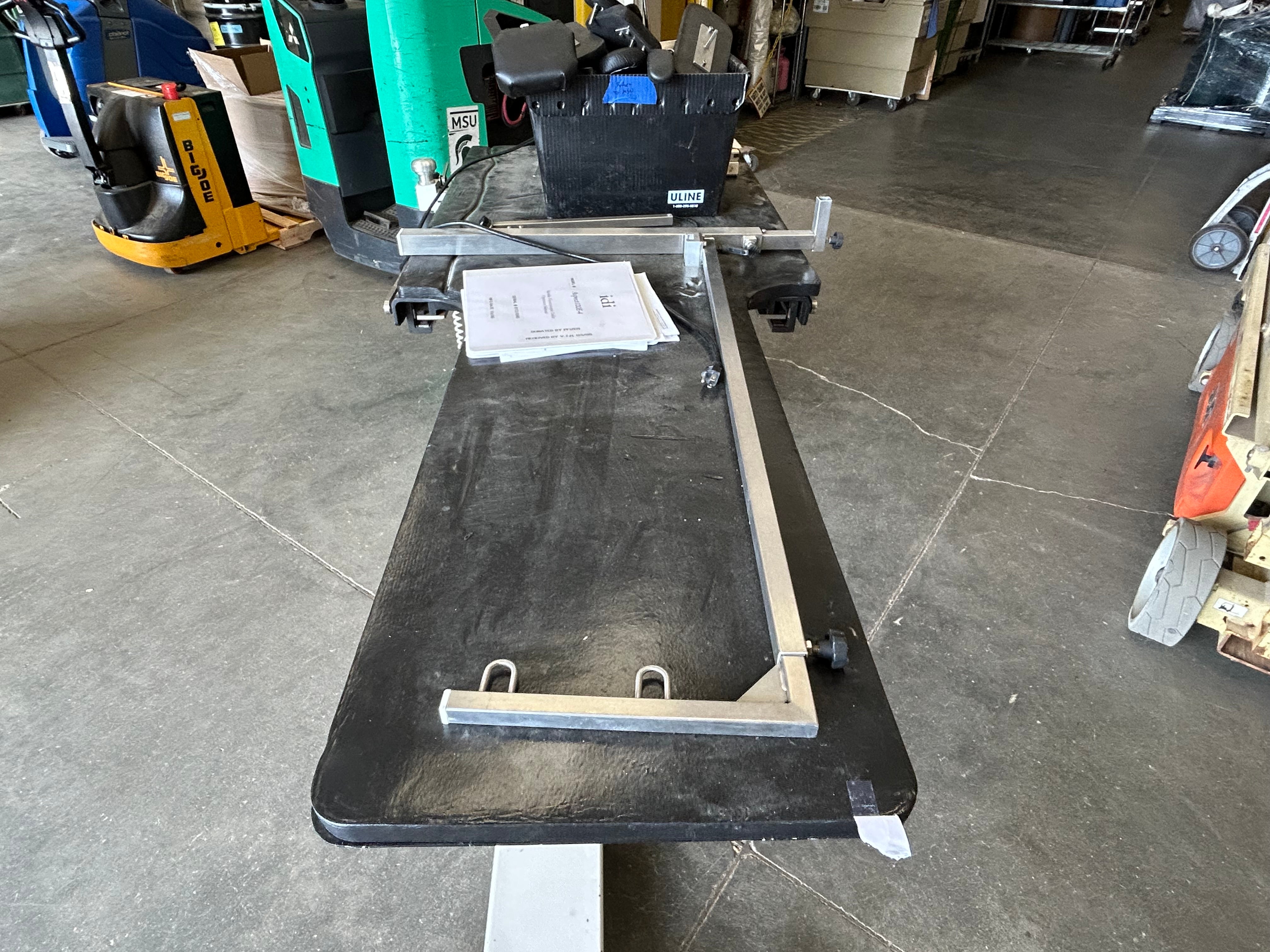 Mobile Fluoroscopic Table *Parts or Repair*