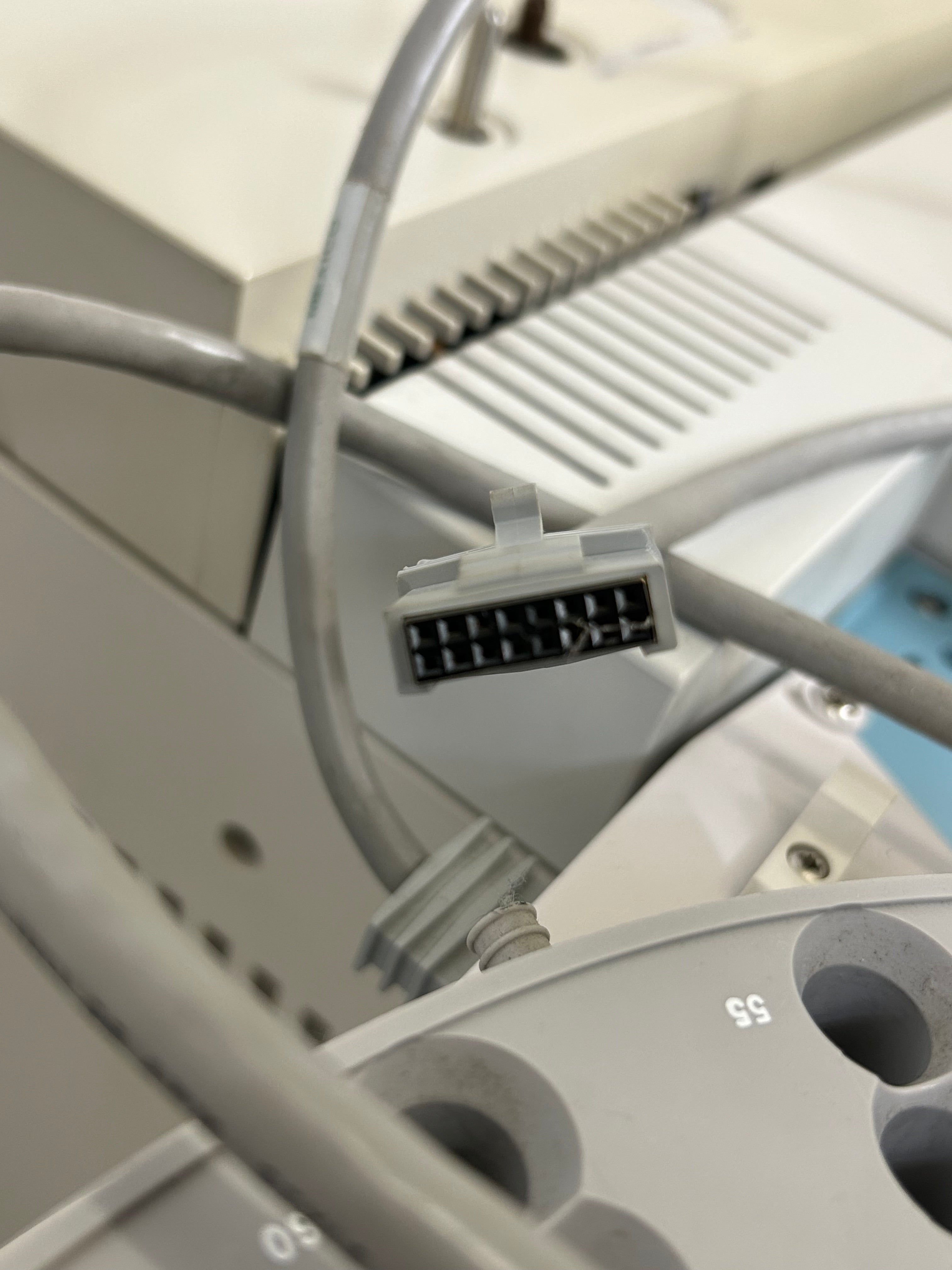 Agilent 6890N Series Gas Chromatograph