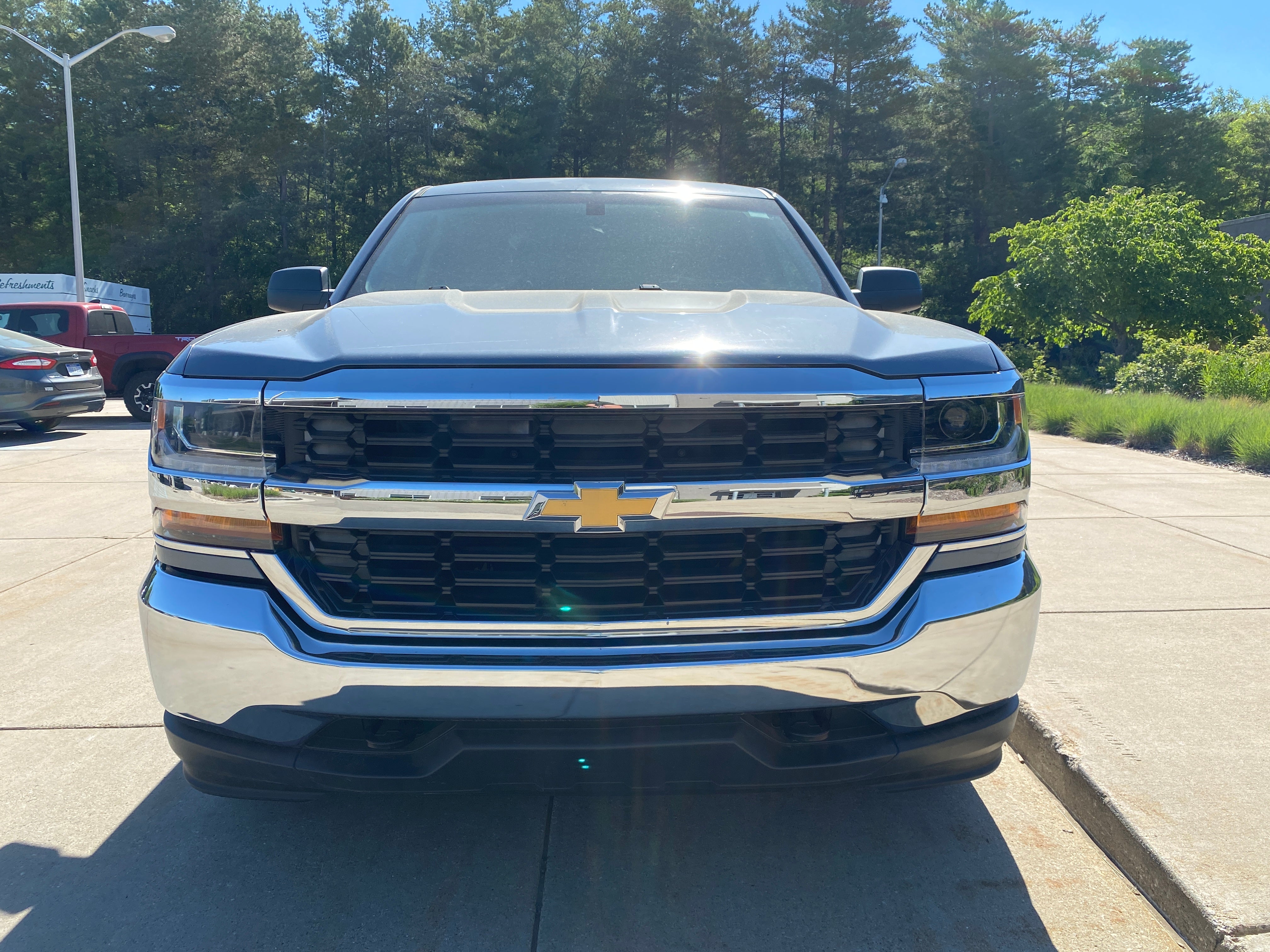 2016 - Chevrolet Silverado 1500 LS Truck -V304