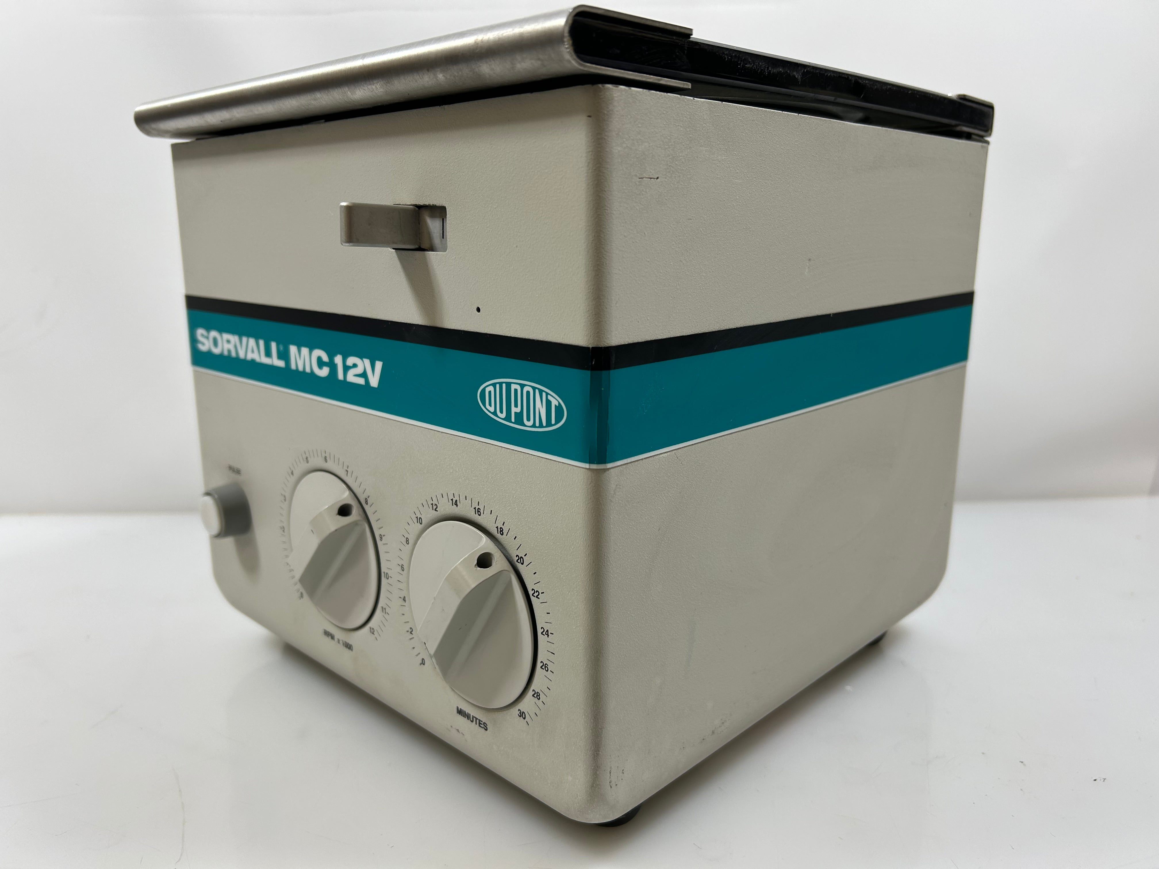 DuPont Sorvall MC 12V Benchtop Microcentrifuge