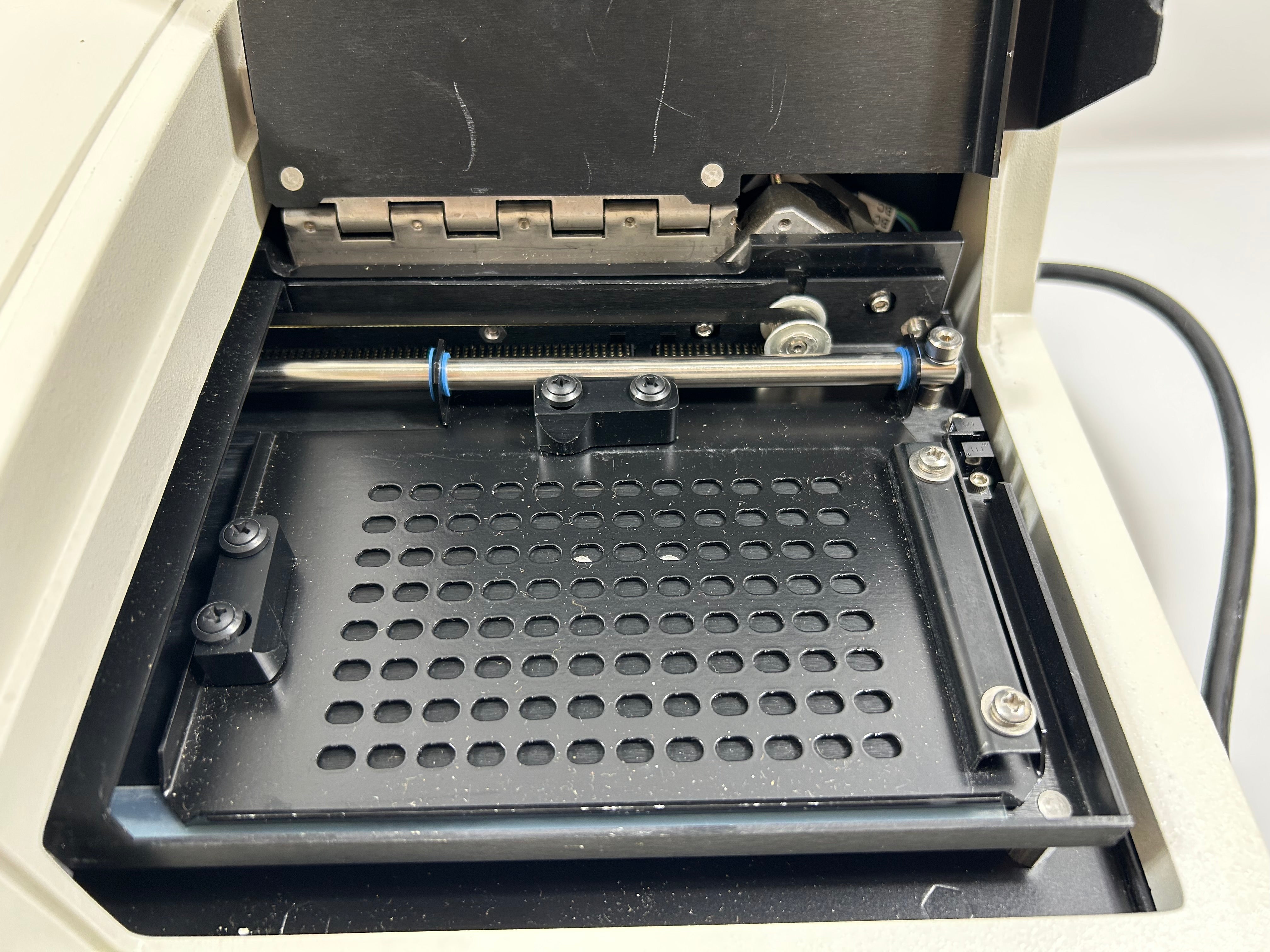 BioTek ELx808 Ultra Microplate Reader