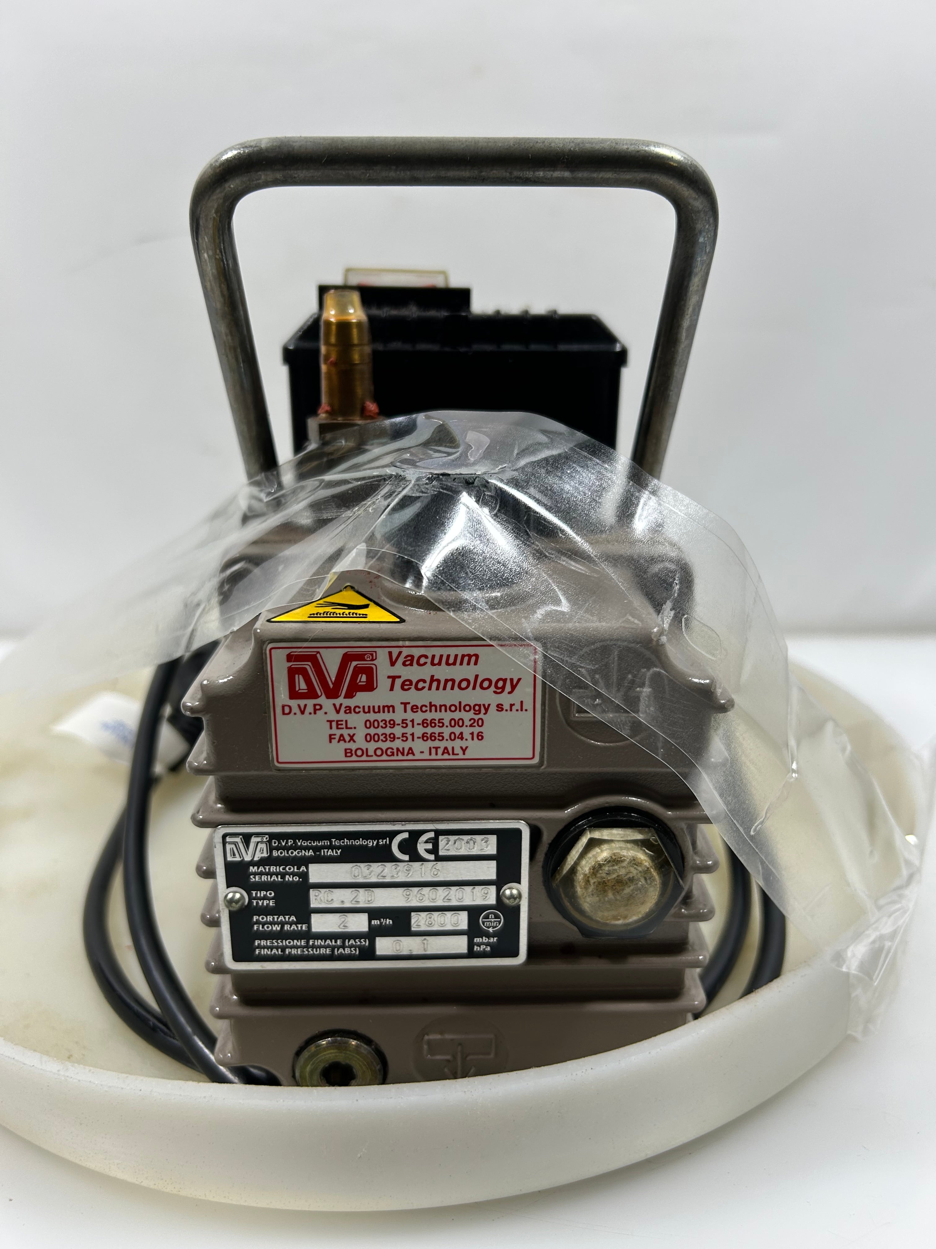 Fischer America Vapor-Liquid Equilibrium Apparatus with Vacuum Pump