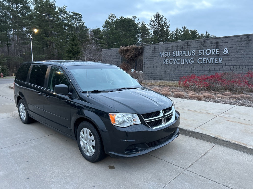 2016 - Dodge Grand Caravan SE - V102