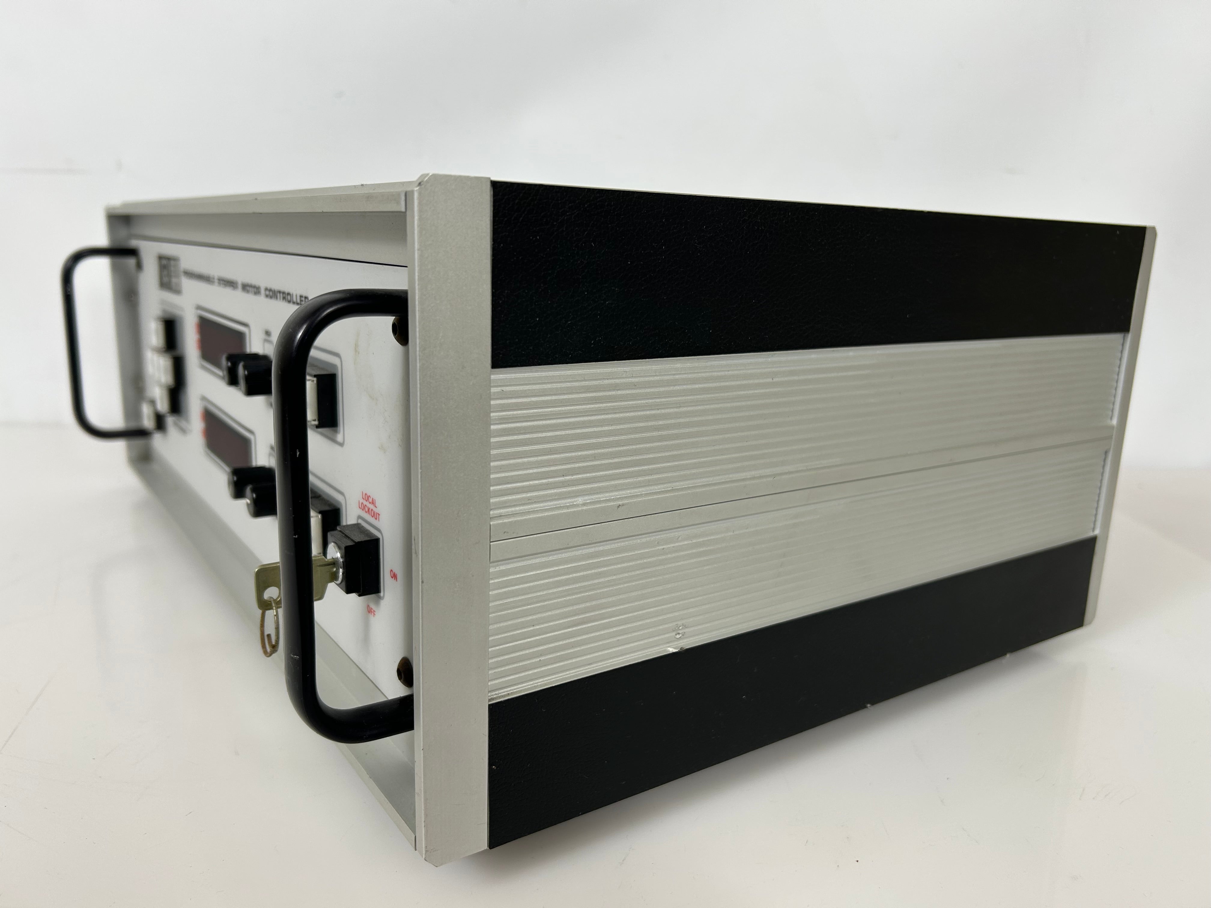 Newport/Gaertner CC1.2 Programmable Stepping Motor Controller *Untested*