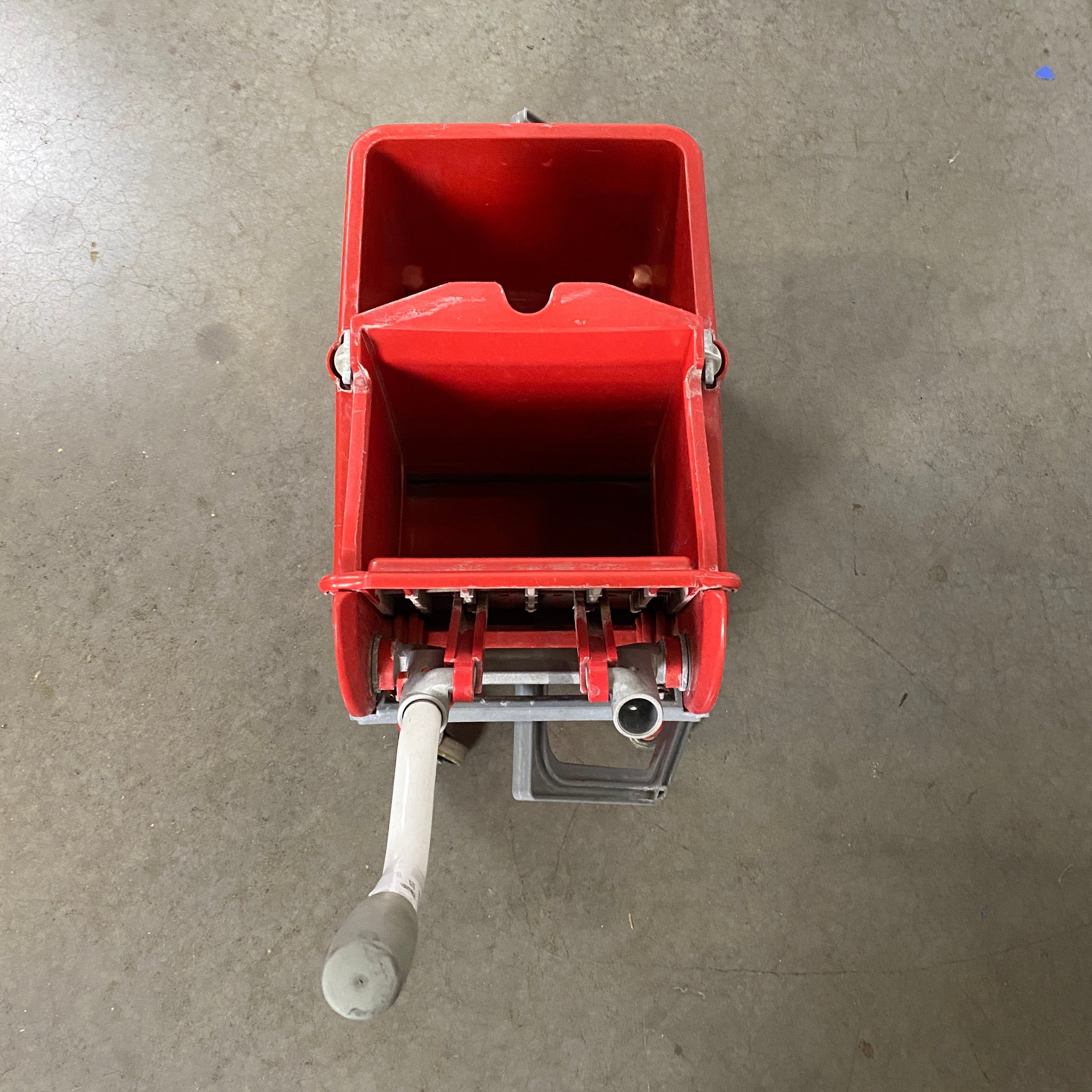 Unger Red Rolling Mop Bucket