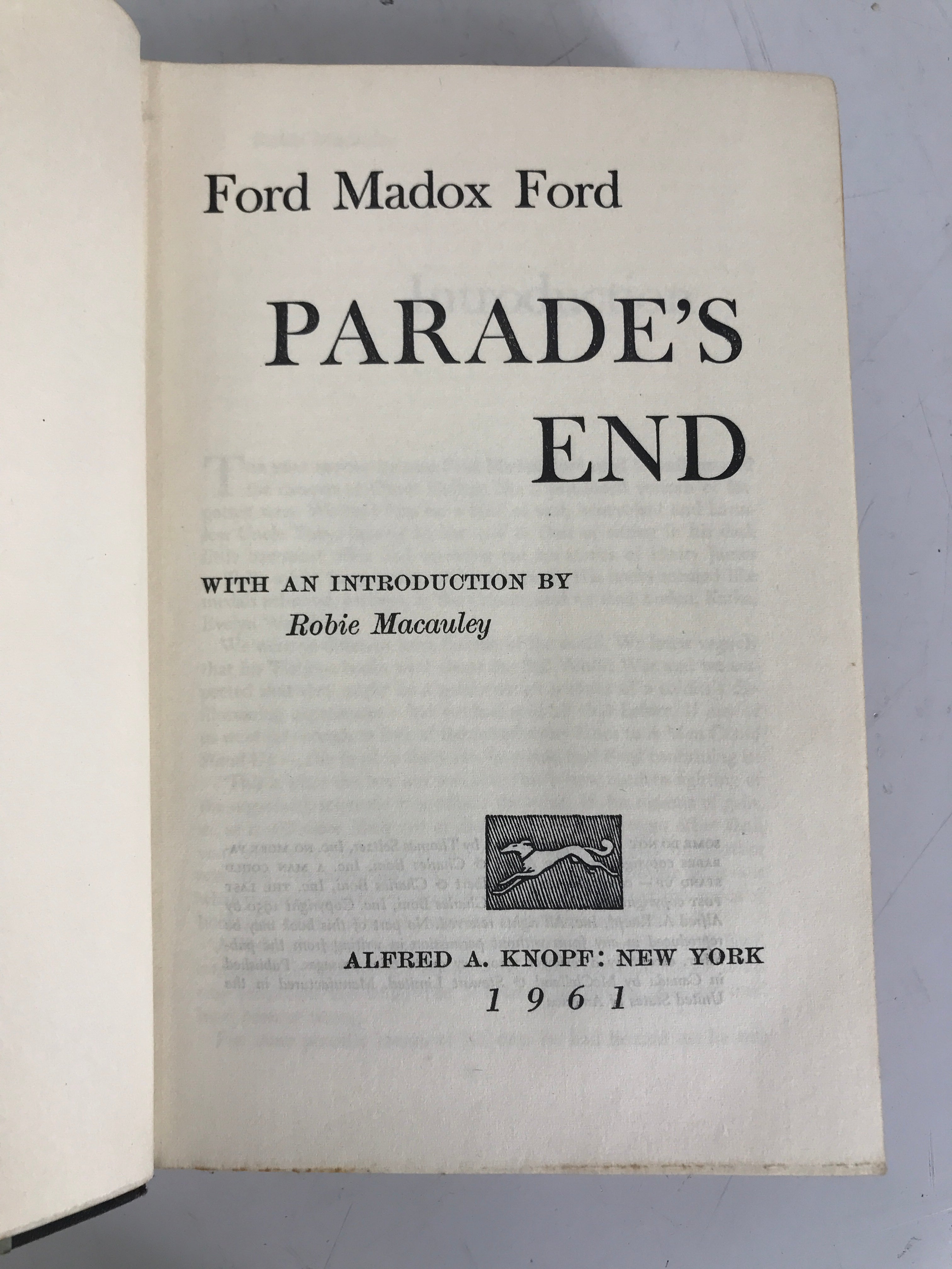 2 Ford Madox Ford: Parade's End/The Limited Hero (Leer) 1961-66 HC