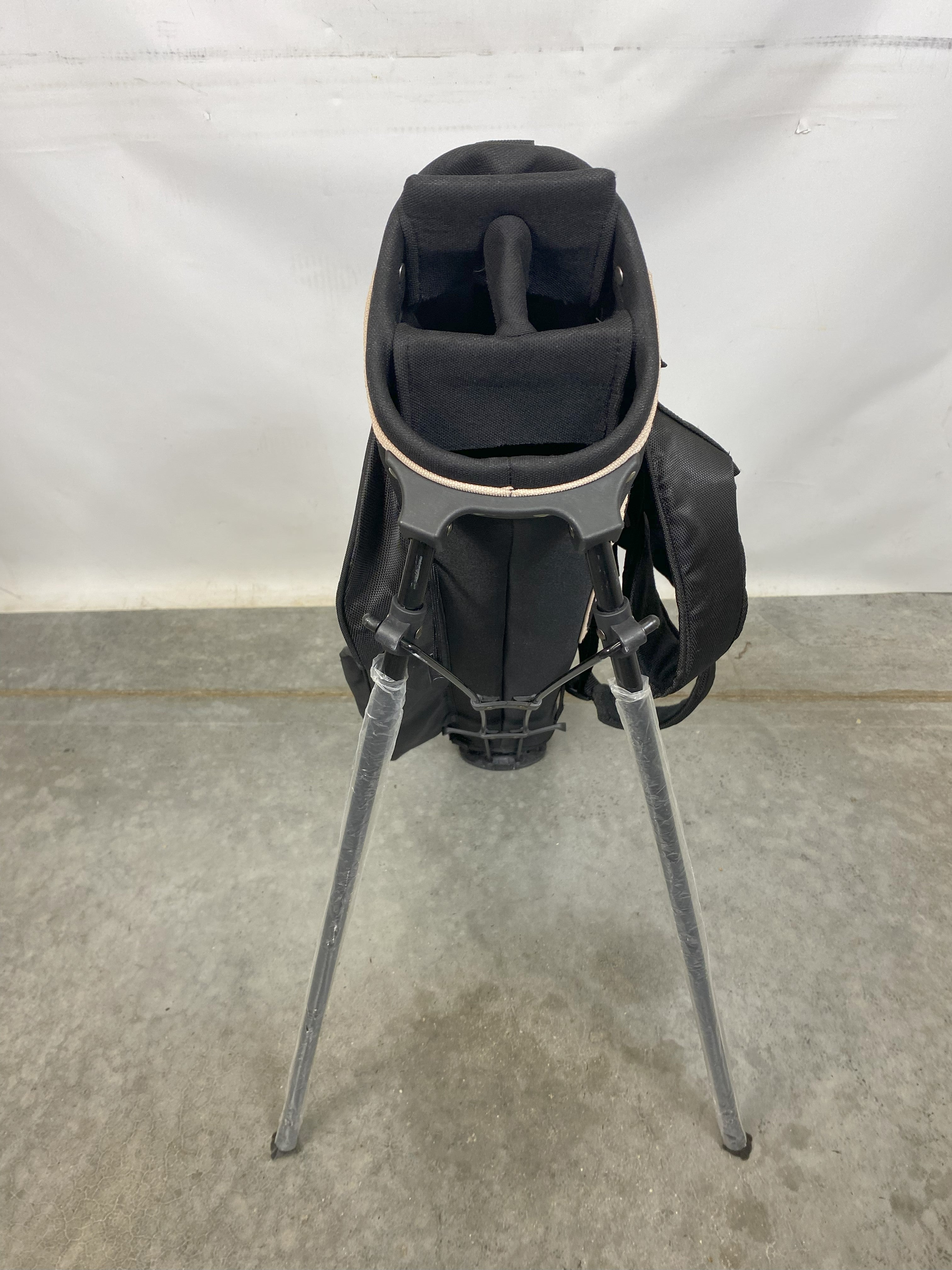 RAM Golf 34" Youth Stand Bag Black and Silver