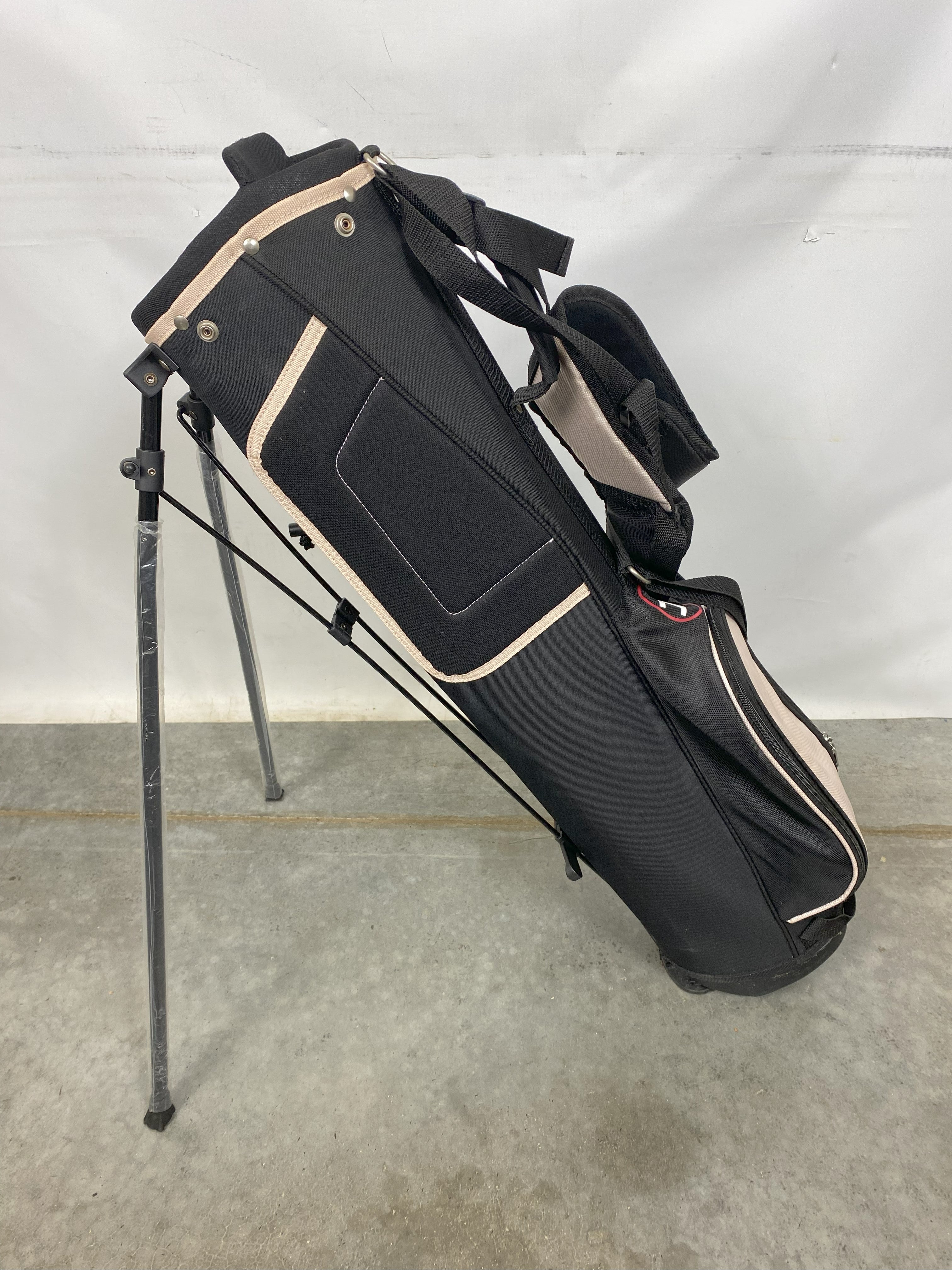 RAM Golf 34" Youth Stand Bag Black and Silver