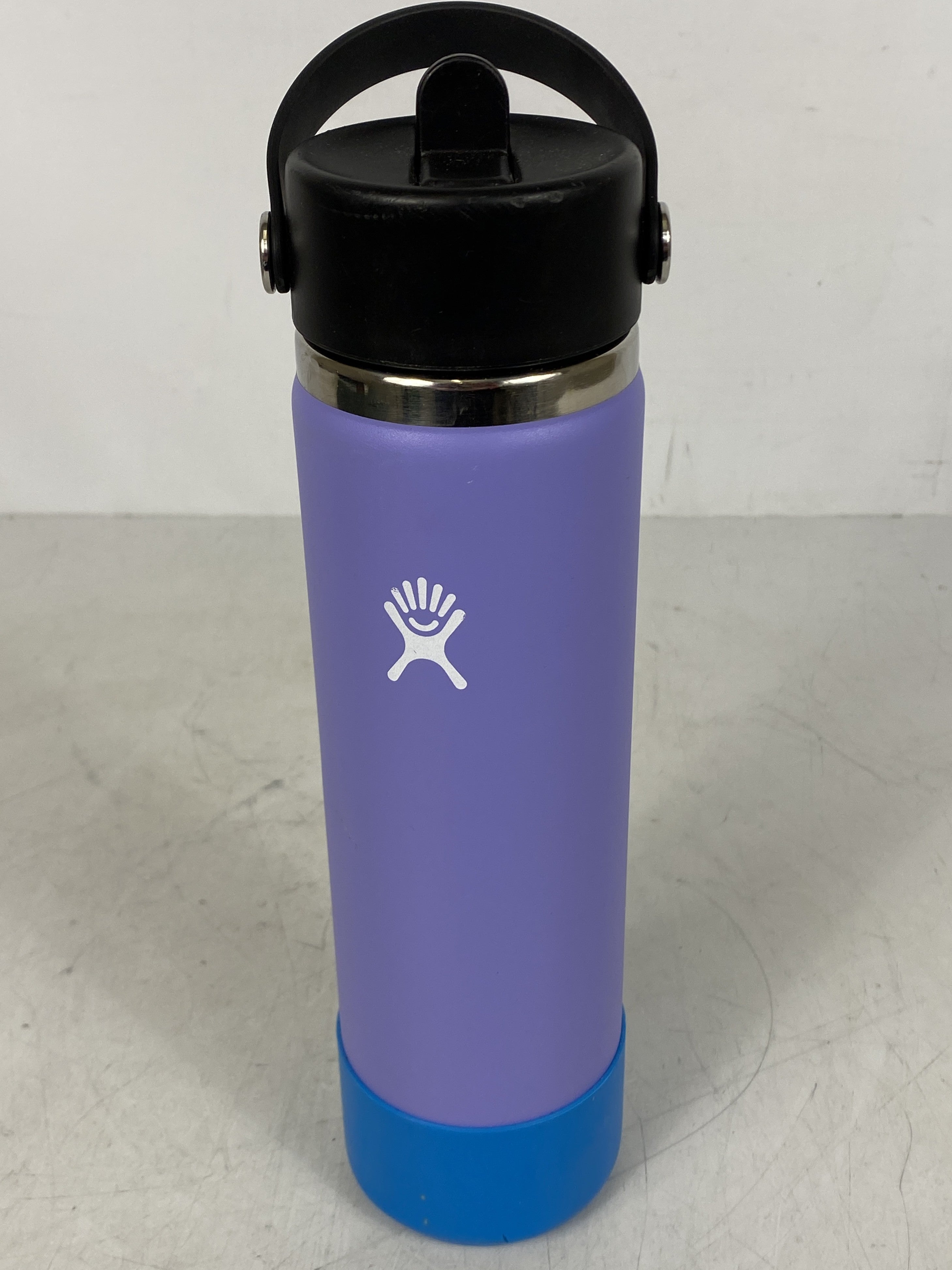 Purple Hydro Flask 24 oz Insulated Water Bottle