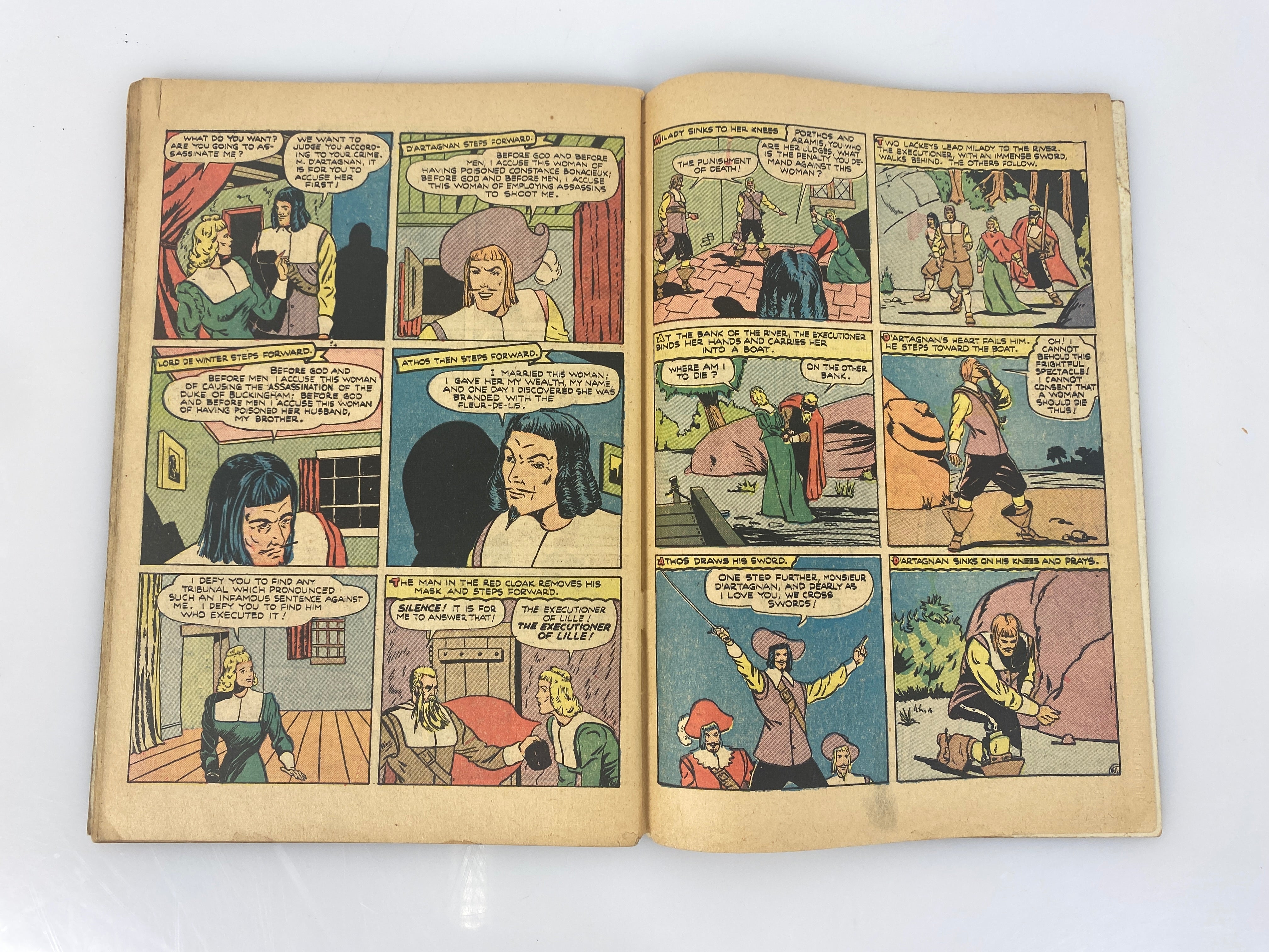 Classics Illustrated Three Musketeers Dumas  No. 1 HRN28