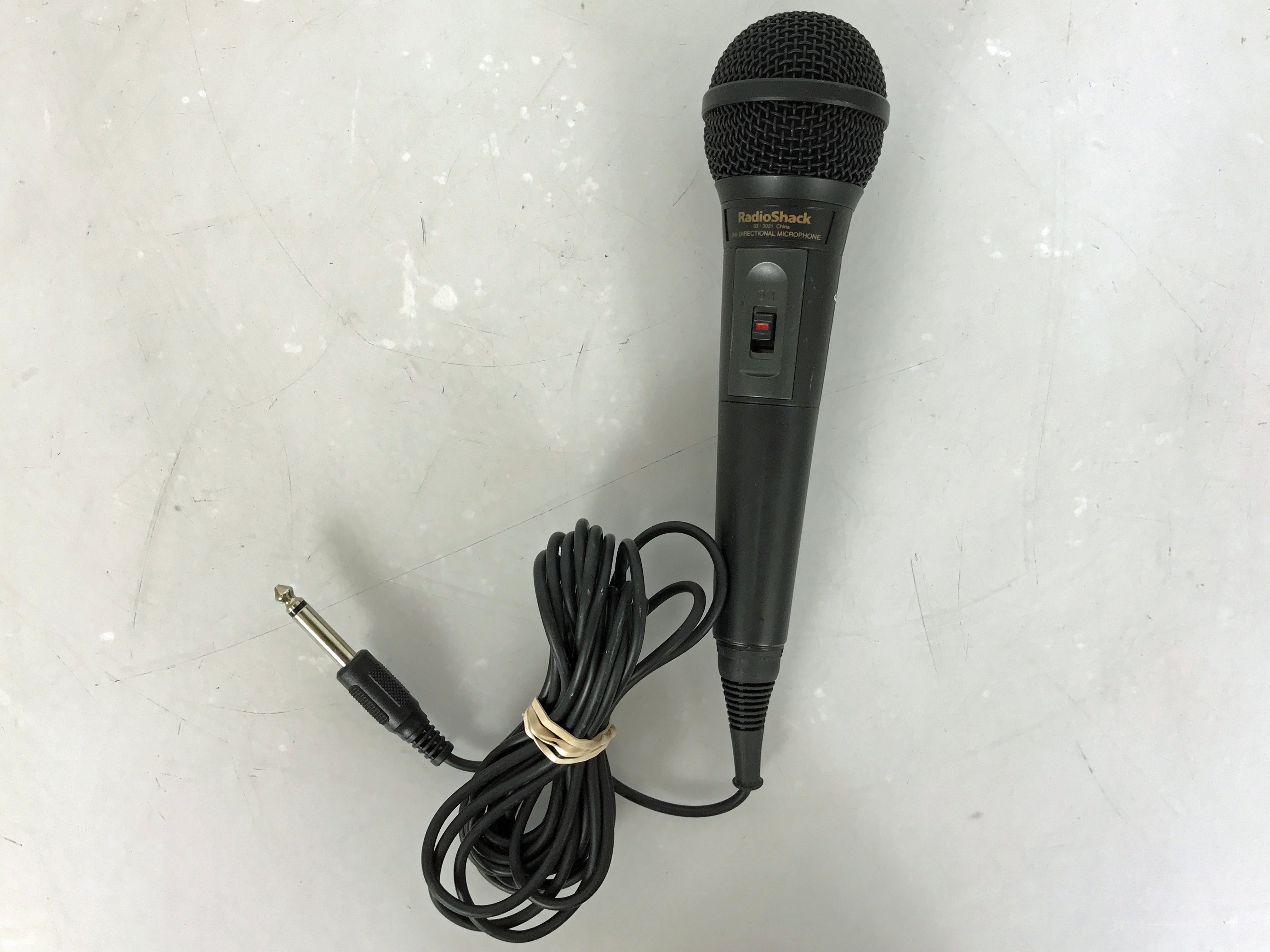 Radio Shack 33-3021 Dynamic Microphone