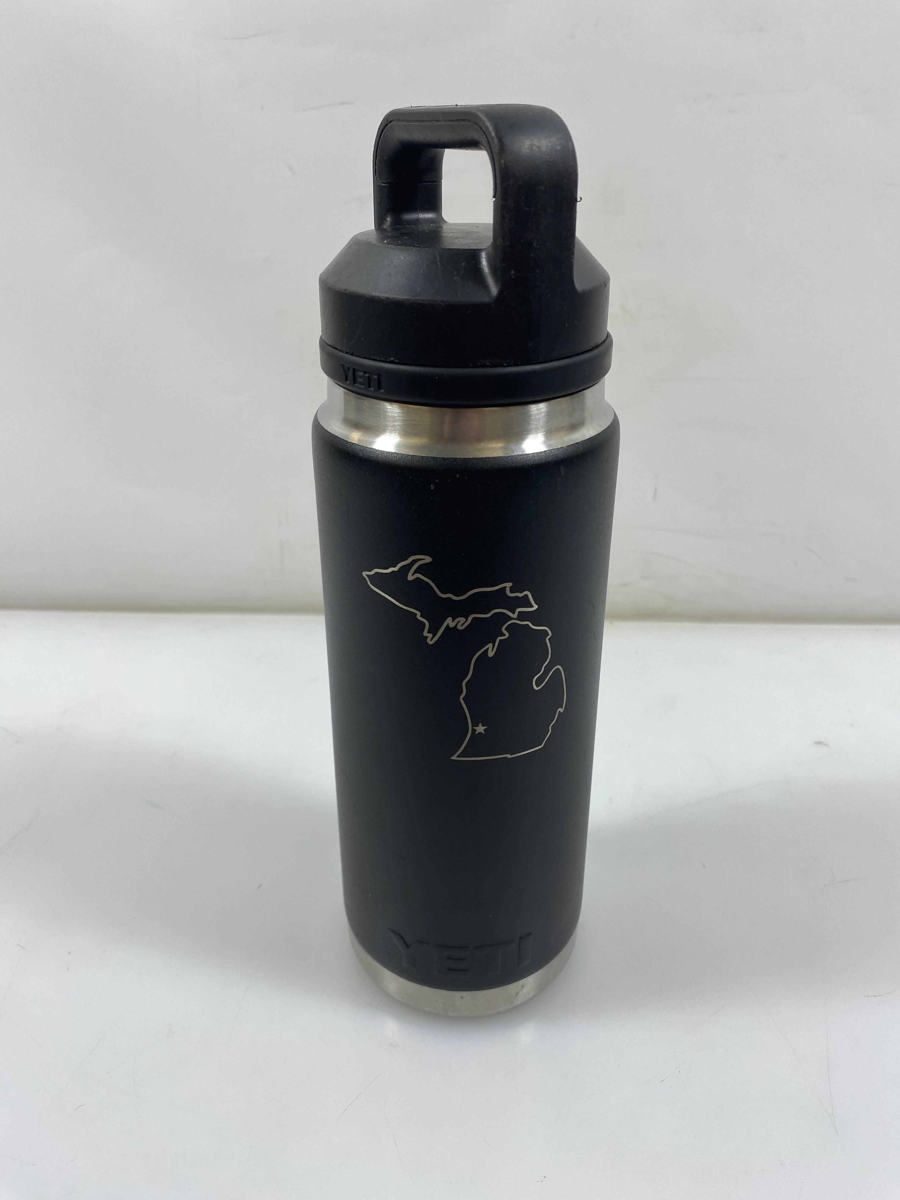 Yeti Black Michigan Outline Insulated Water Bottle 26oz