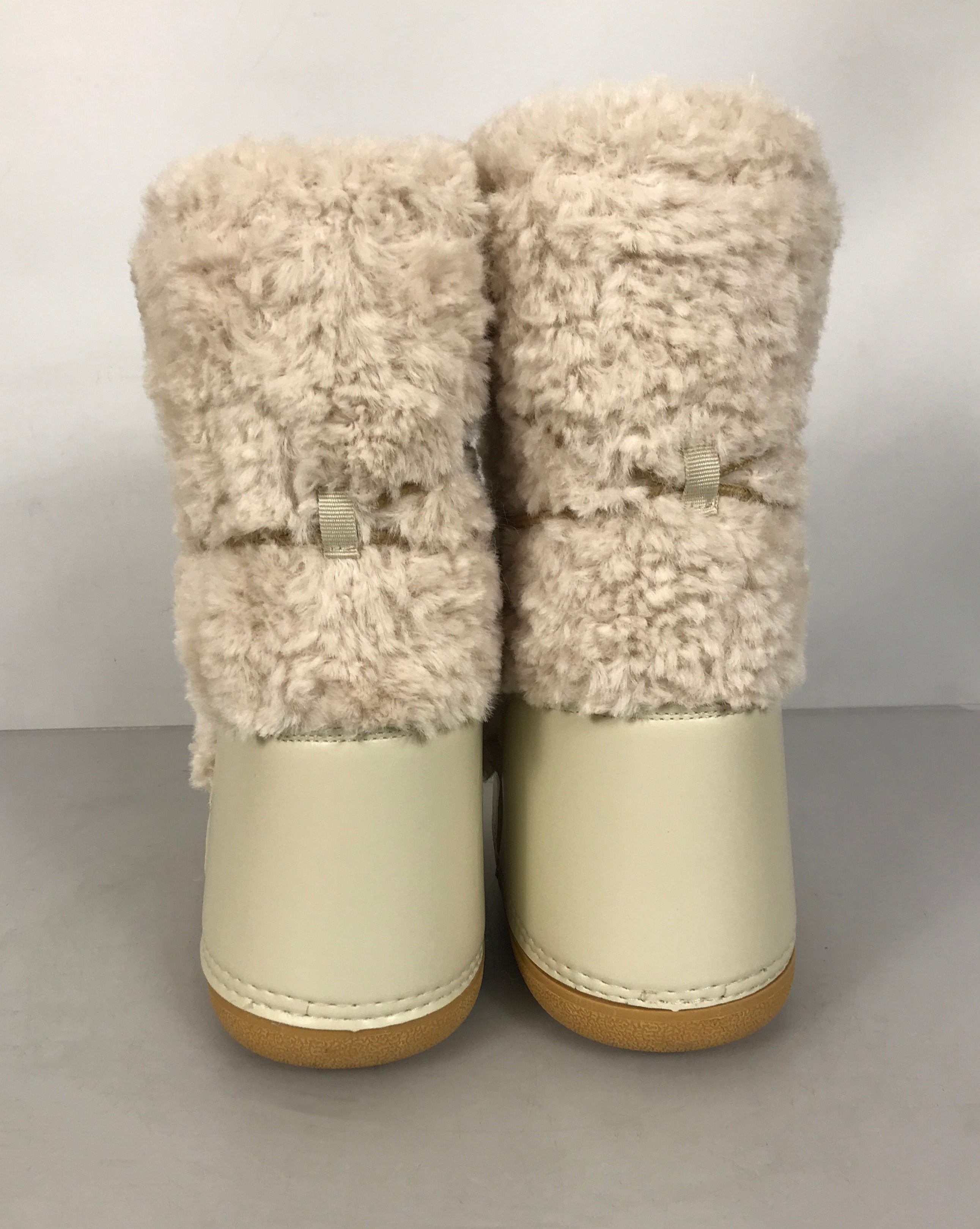 Shoedazzle fuzzy outlet boots