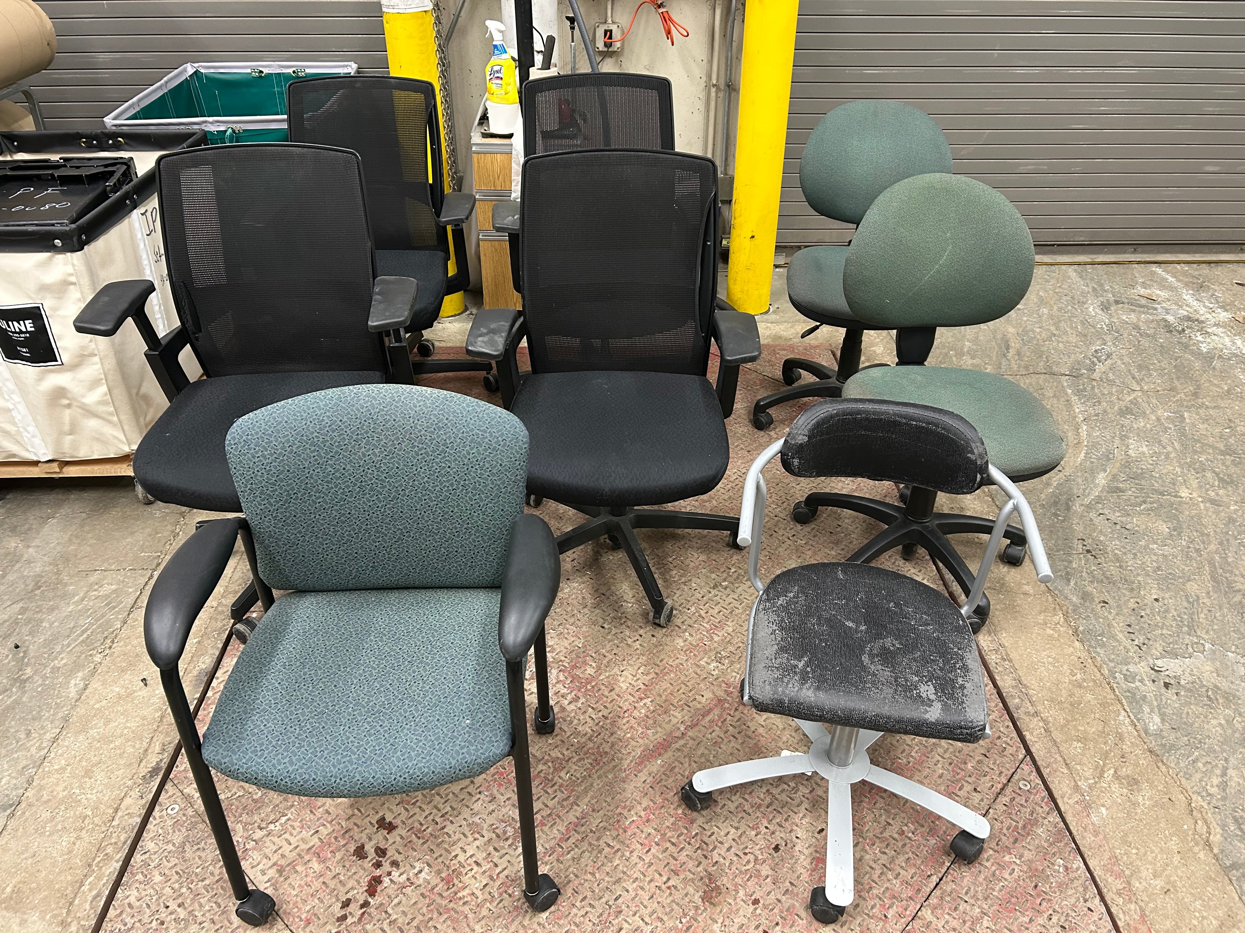 Lot of 8 assorted rolling chairs
