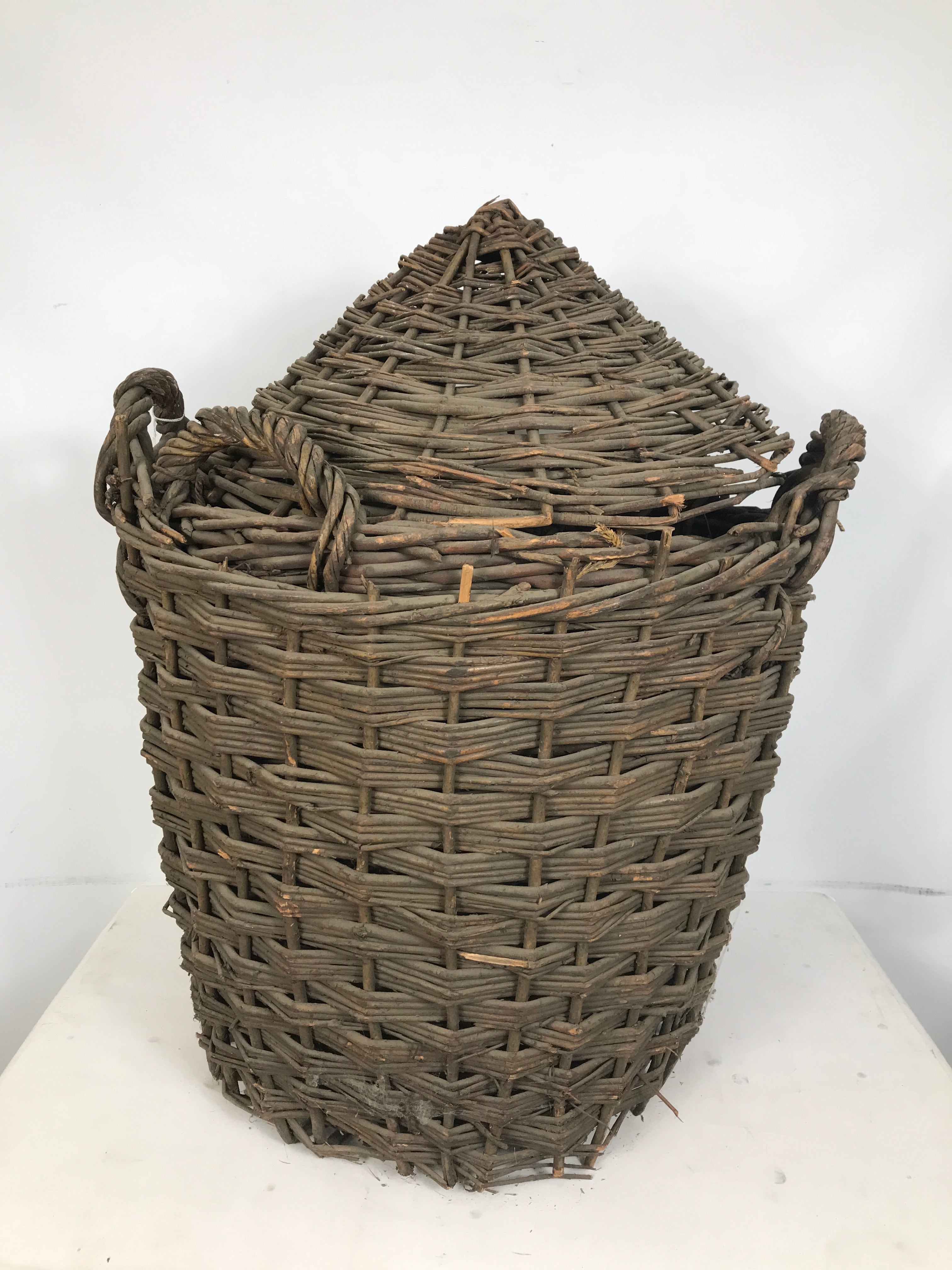 Two Large Wicker Baskets with One Lid