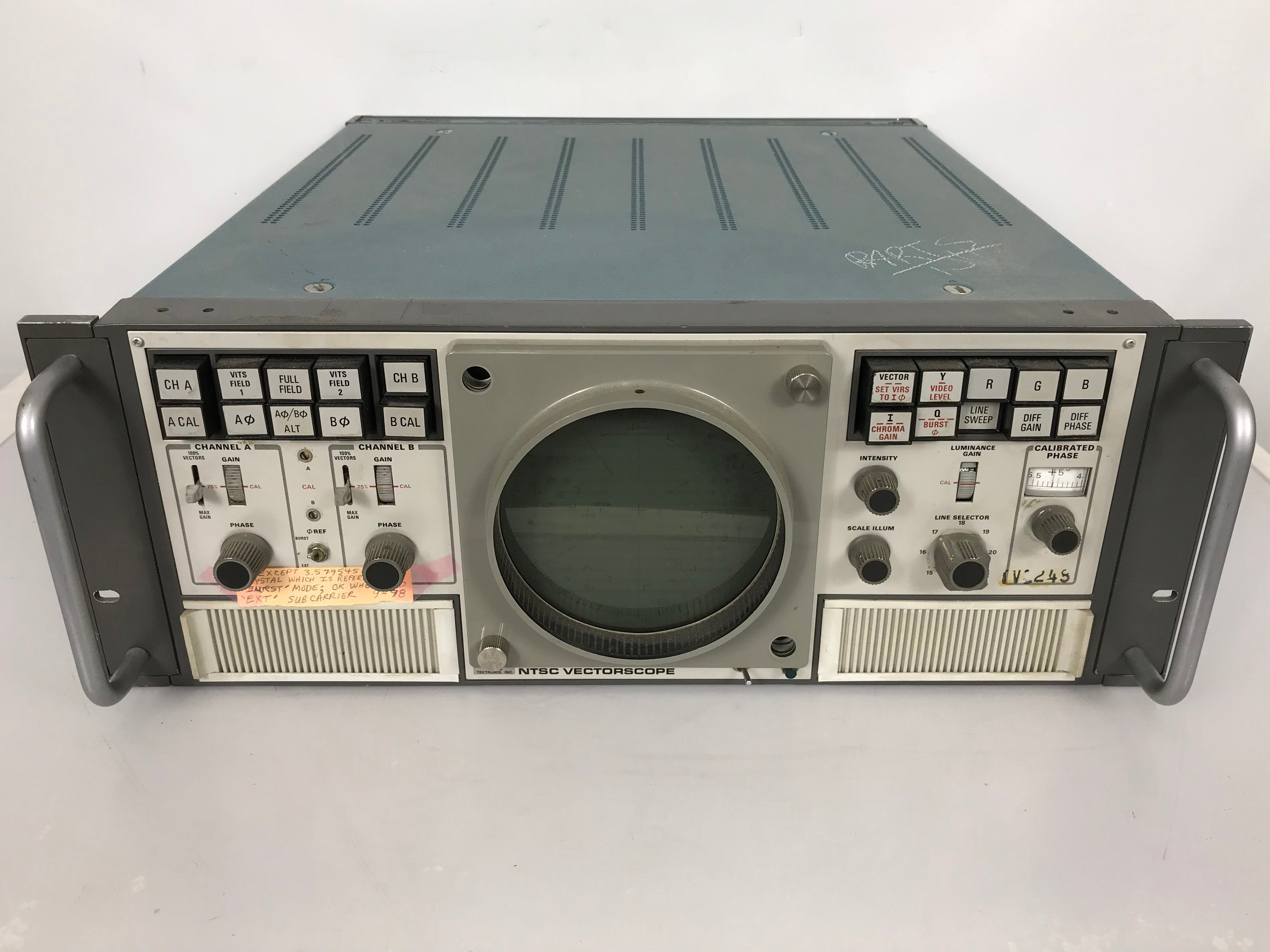 Tektronix 520A NTSC Vectorscope *For Parts or Repair*