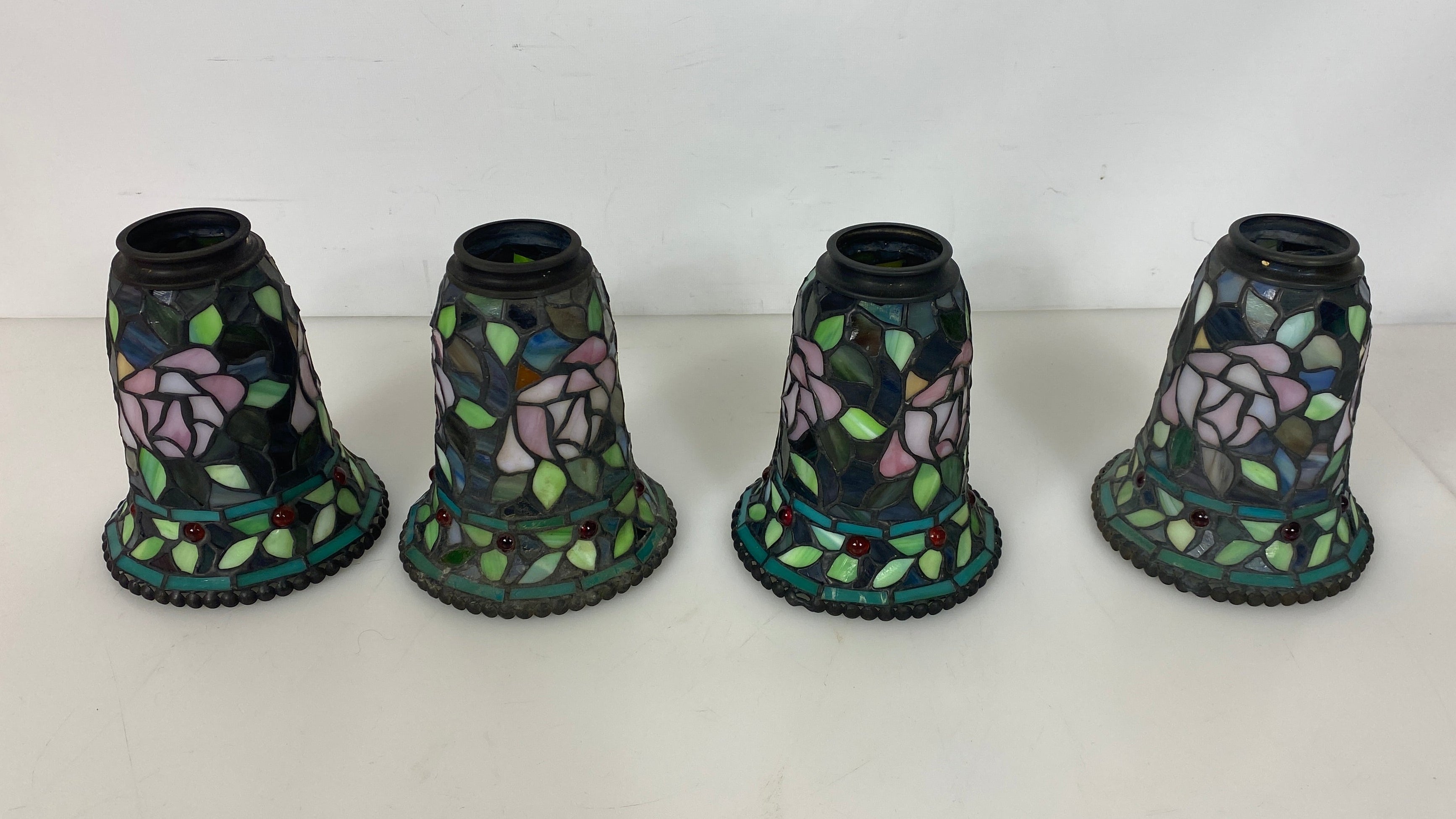 Quoizel Collectibles Tiffany Style Stained Glass Shades Set of 4