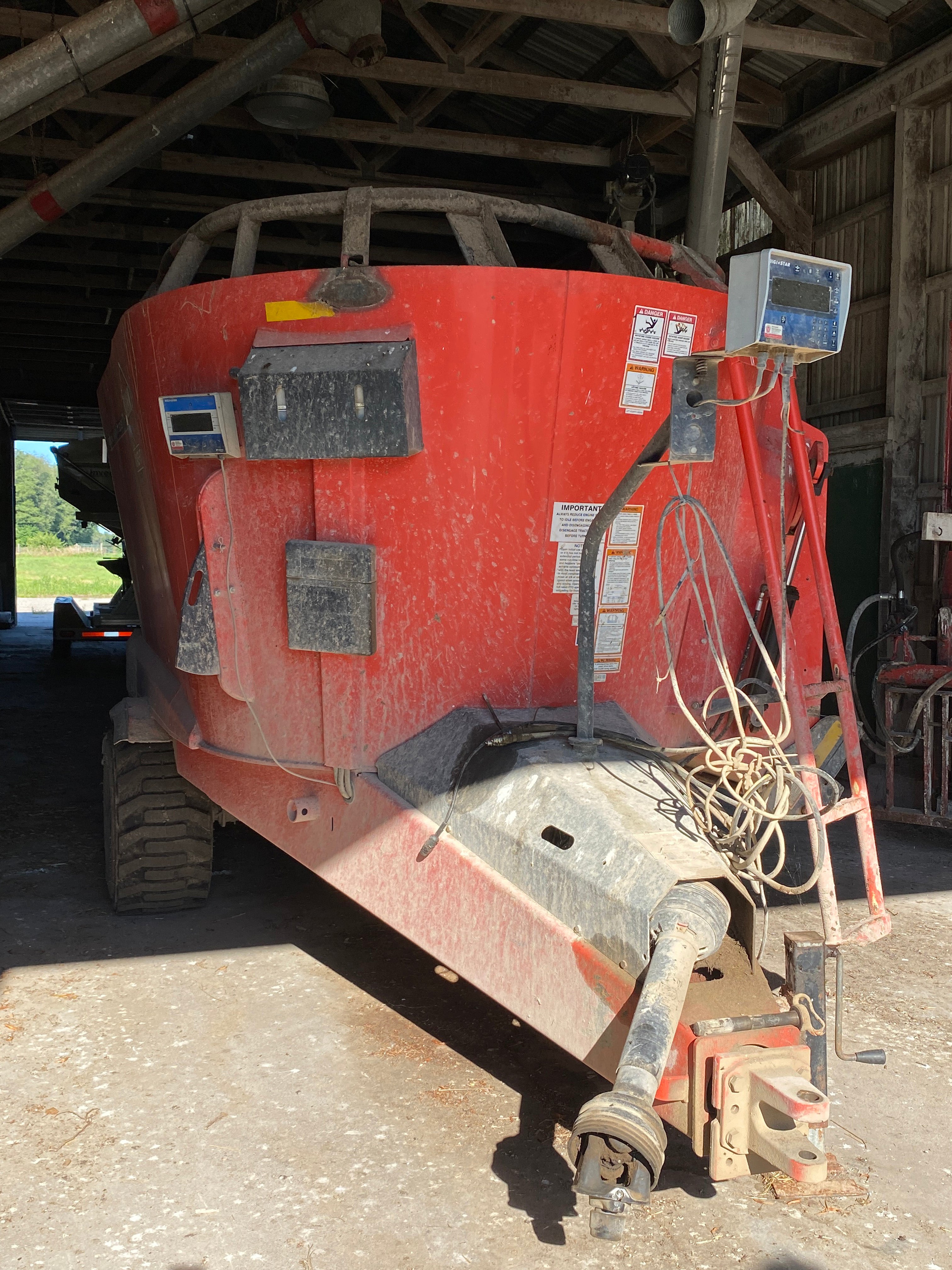 Kuhn Knight Vertical Maxx VT 132 GII Twin-Auger Mixer