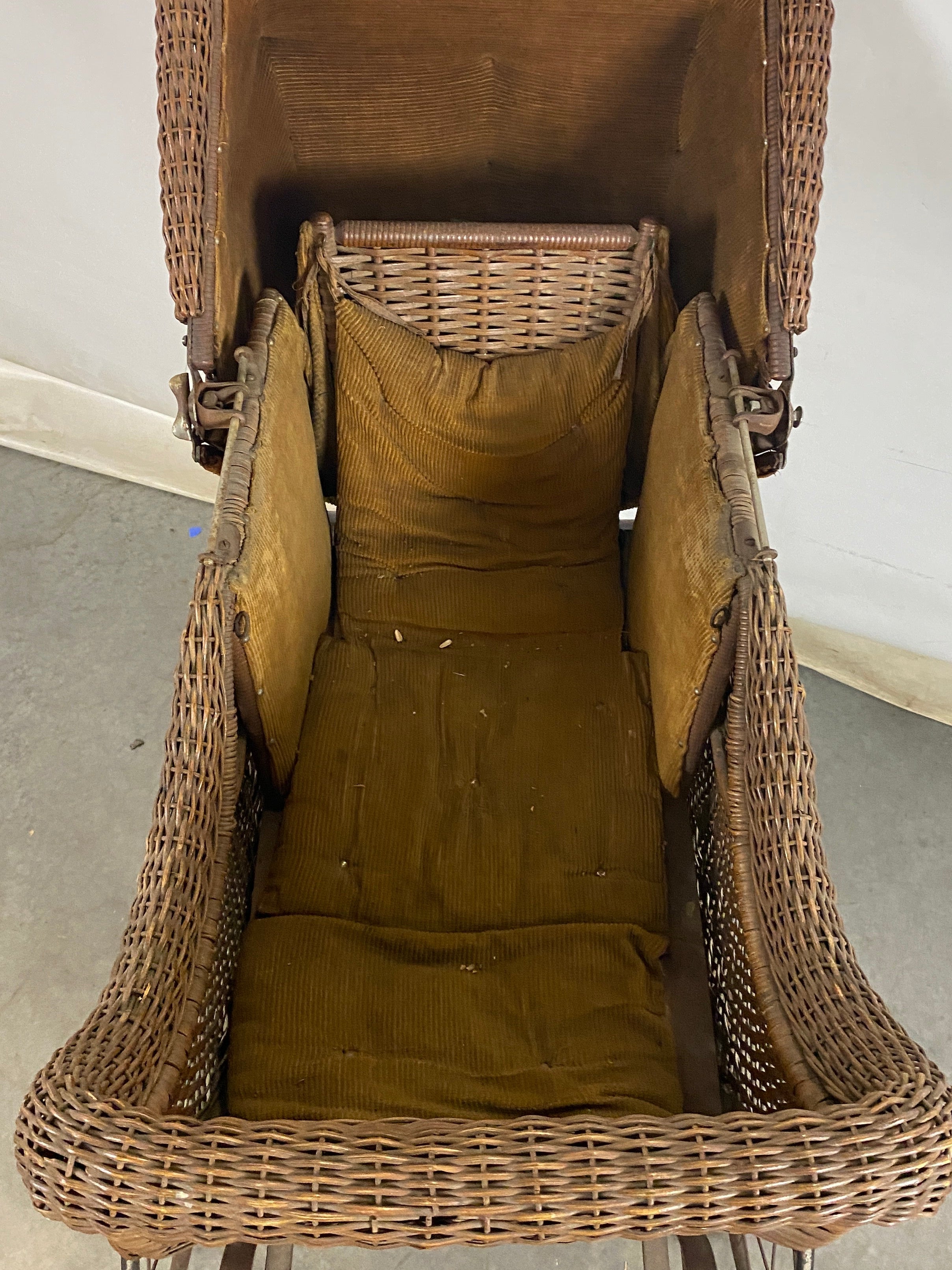 Antique Brown Wicker Woven Baby Carriage