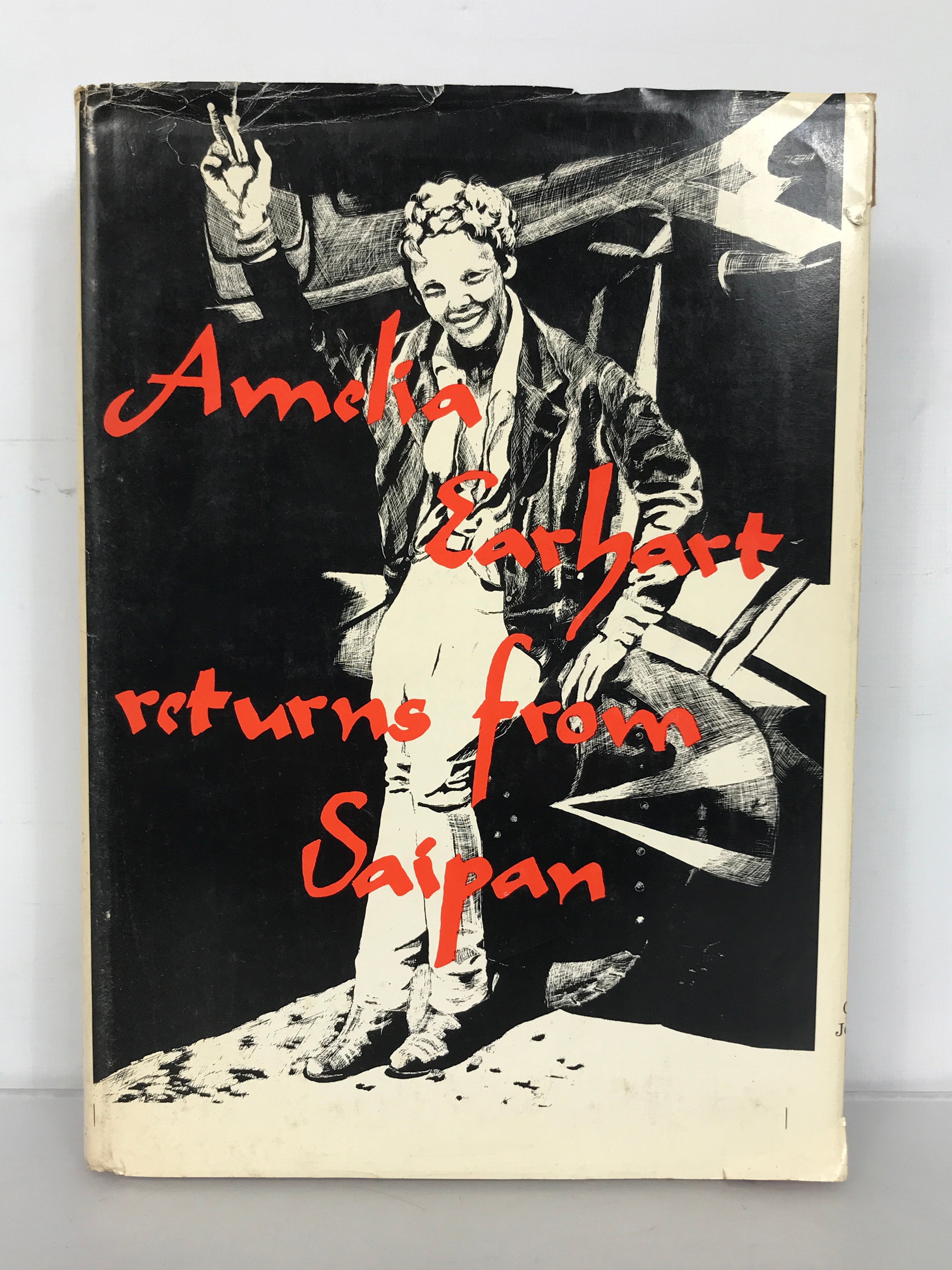 Amelia Earhart Returns from Saipan Joe Davidson First Edition 1969 HC DJ