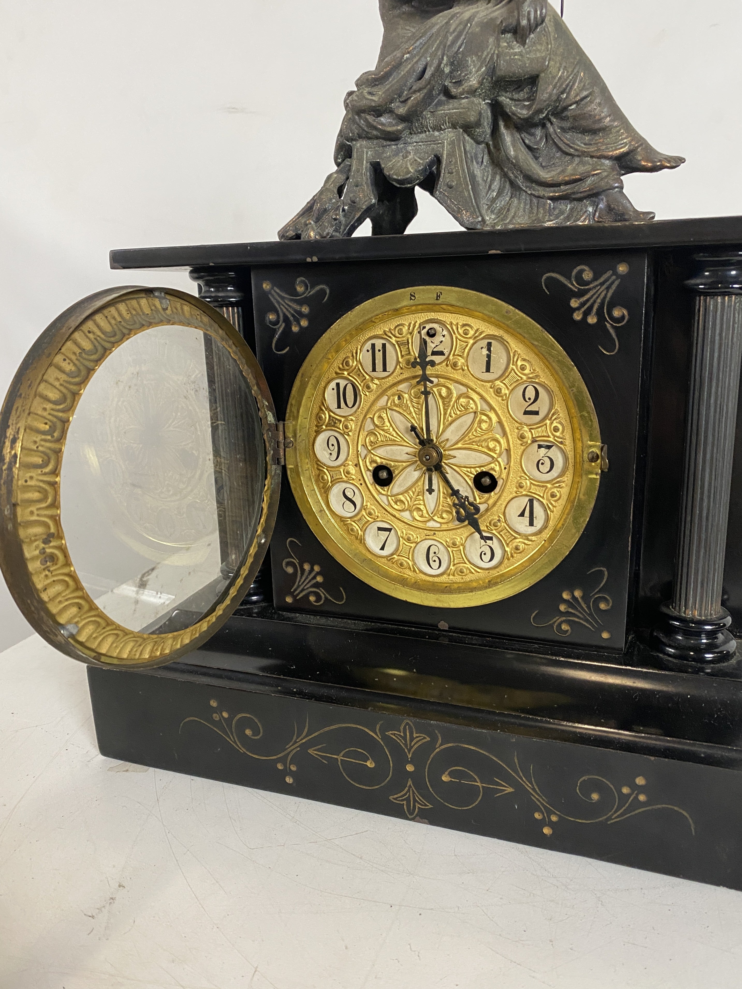 Antique Sessions Victorian Mantel Column Parlor Clock