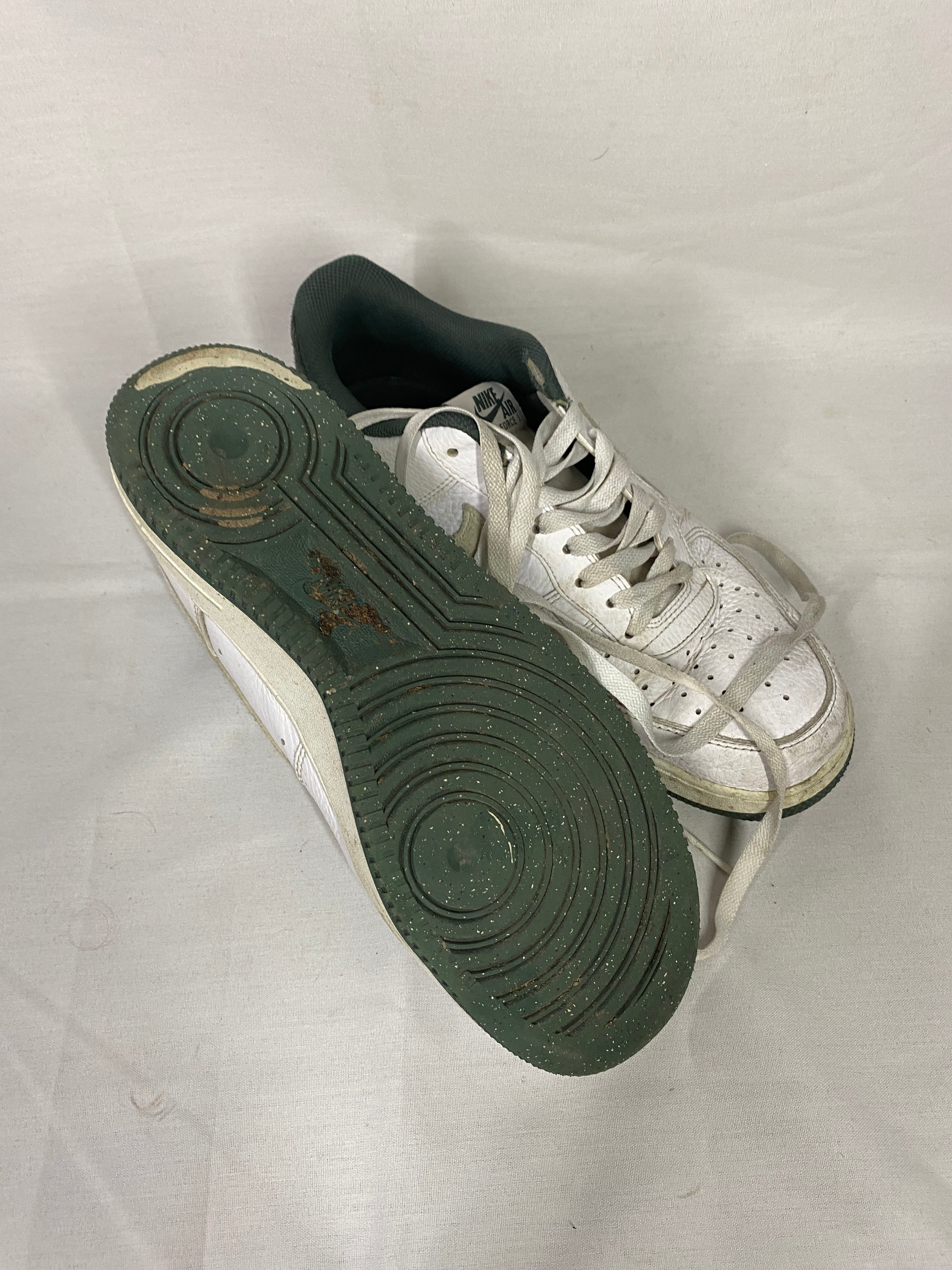 Nike Air Force 1 '07 LV8 "Vintage Green" White Leather Sneakers Men's 10.5