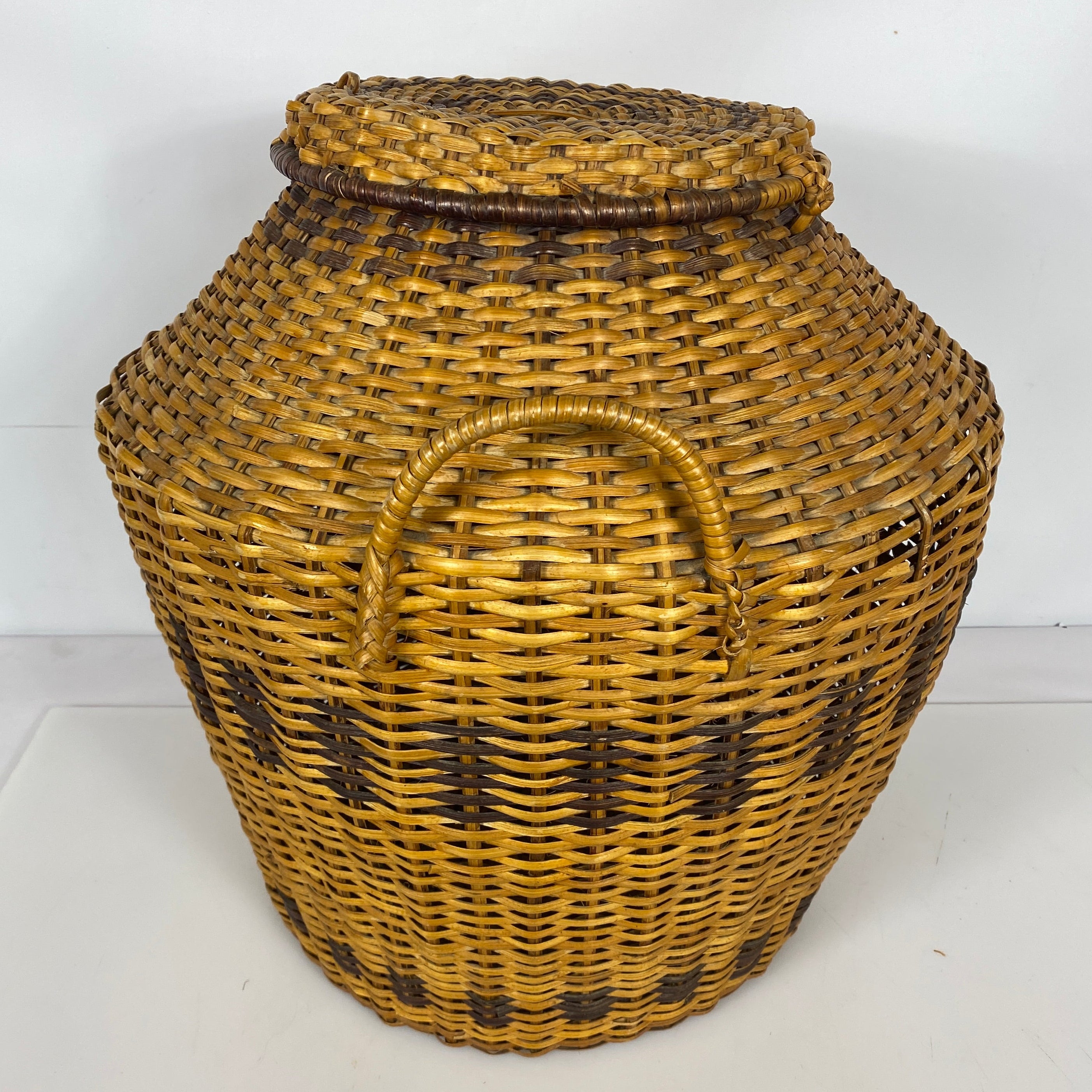 Large Round Patterned Wicker Basket w/ Handle Style #3