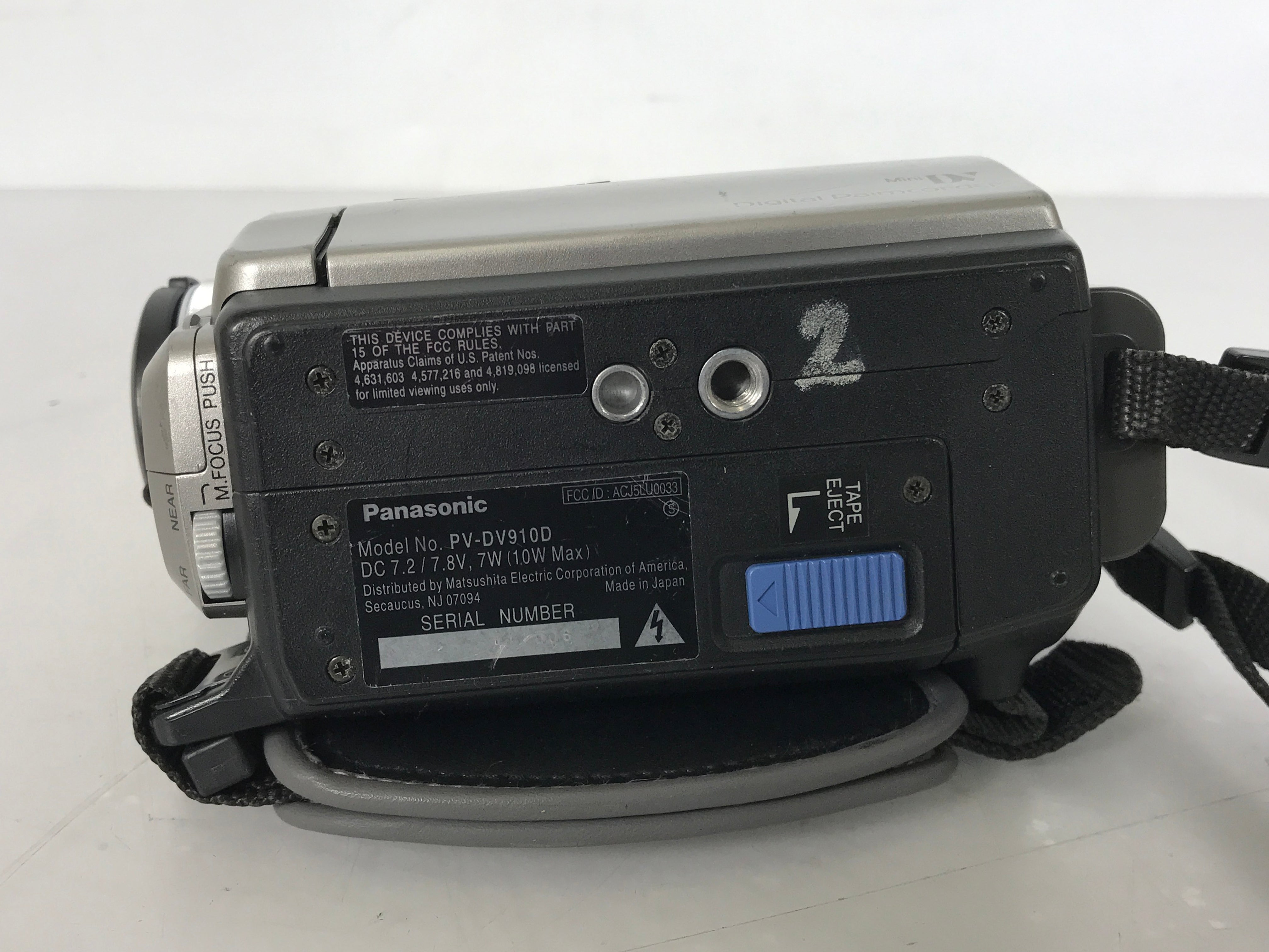 Panasonic PV-DV910D MiniDV Digital Camcorder w/ AC Adaptor & Remote