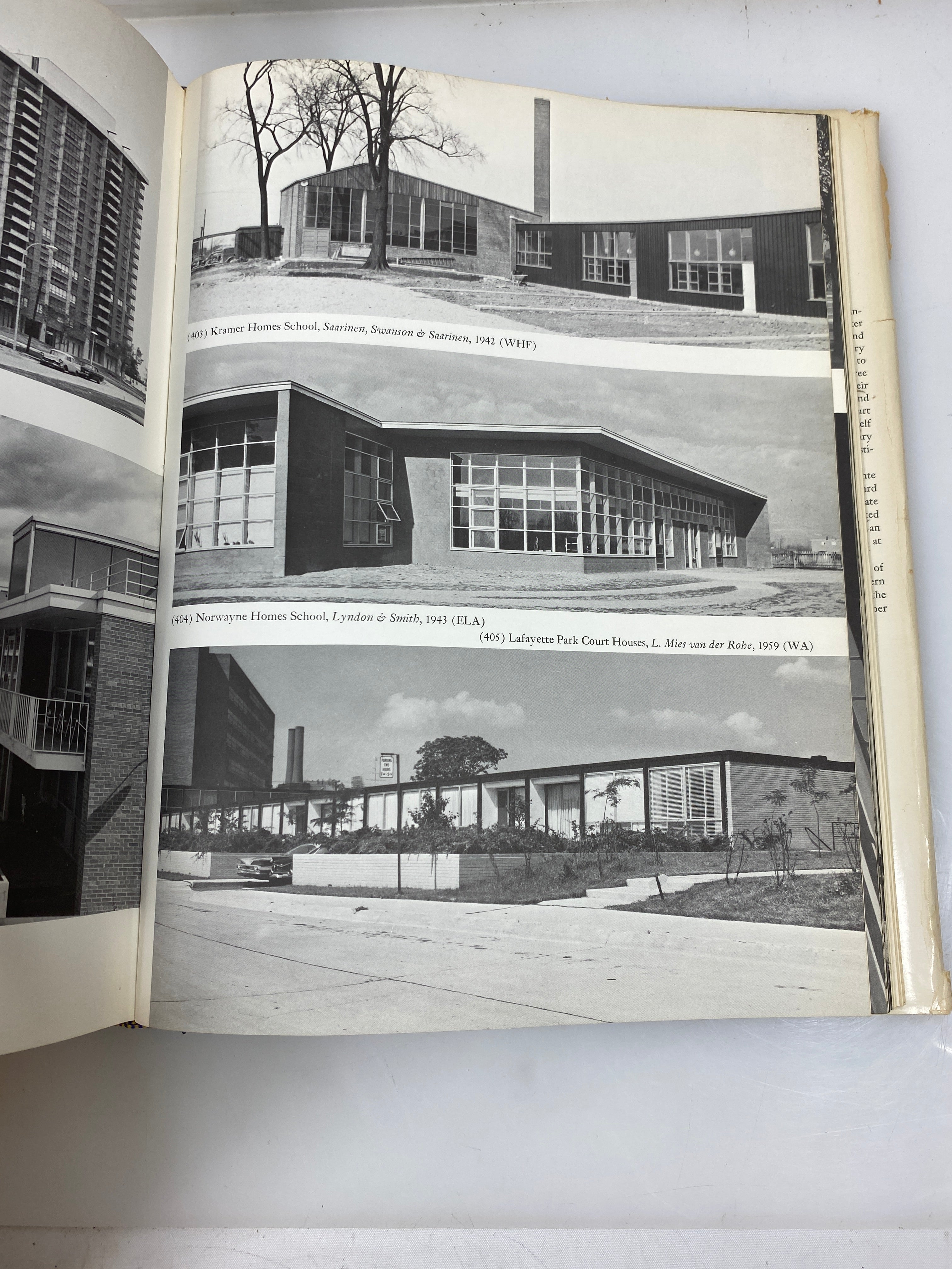 The Buildings of Detroit by Ferry Wayne State University Press 1968 HCDJ