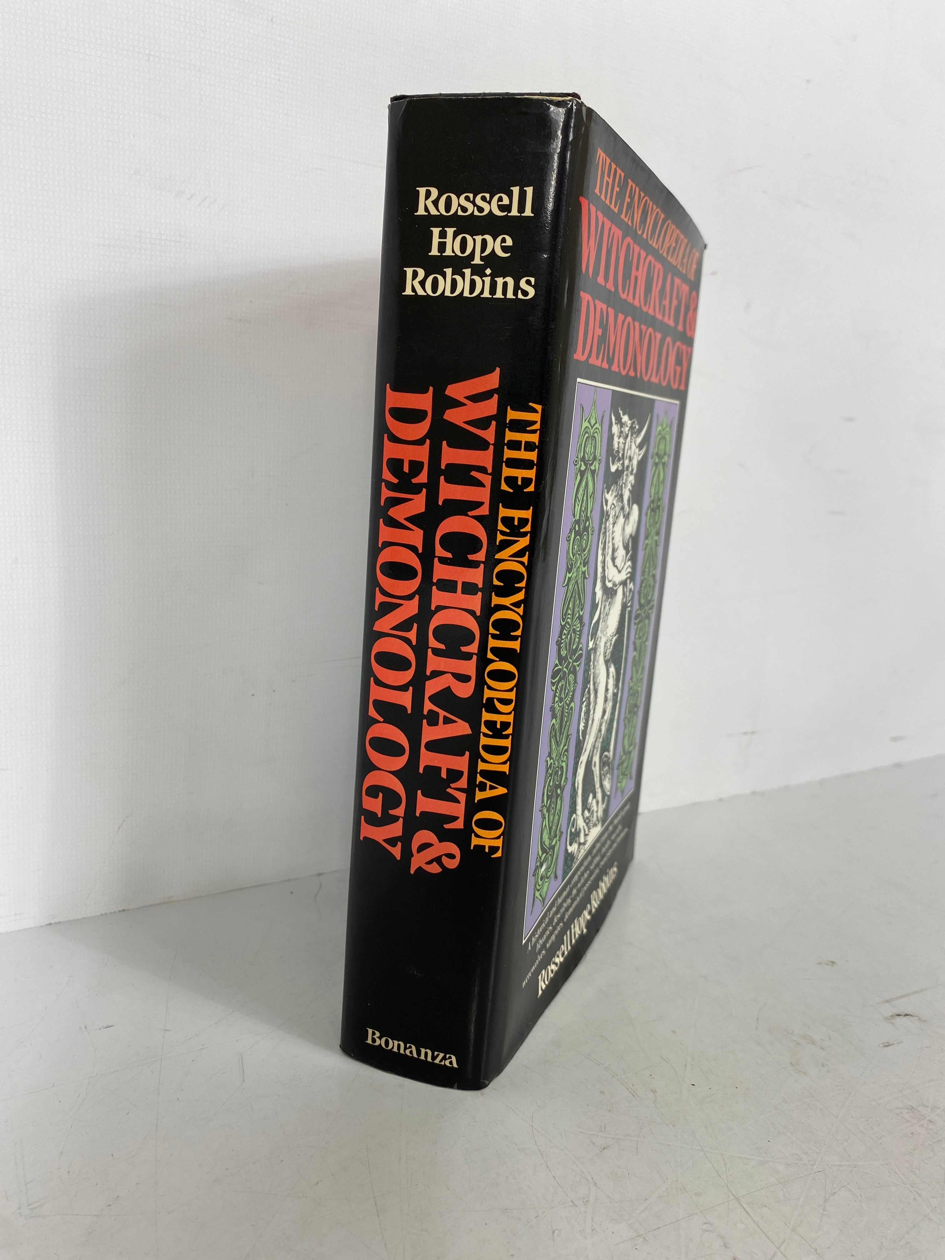 The Encyclopedia of Witchcraft & Demonology Rossell Hope Robbins 1981 Ed HCDJ