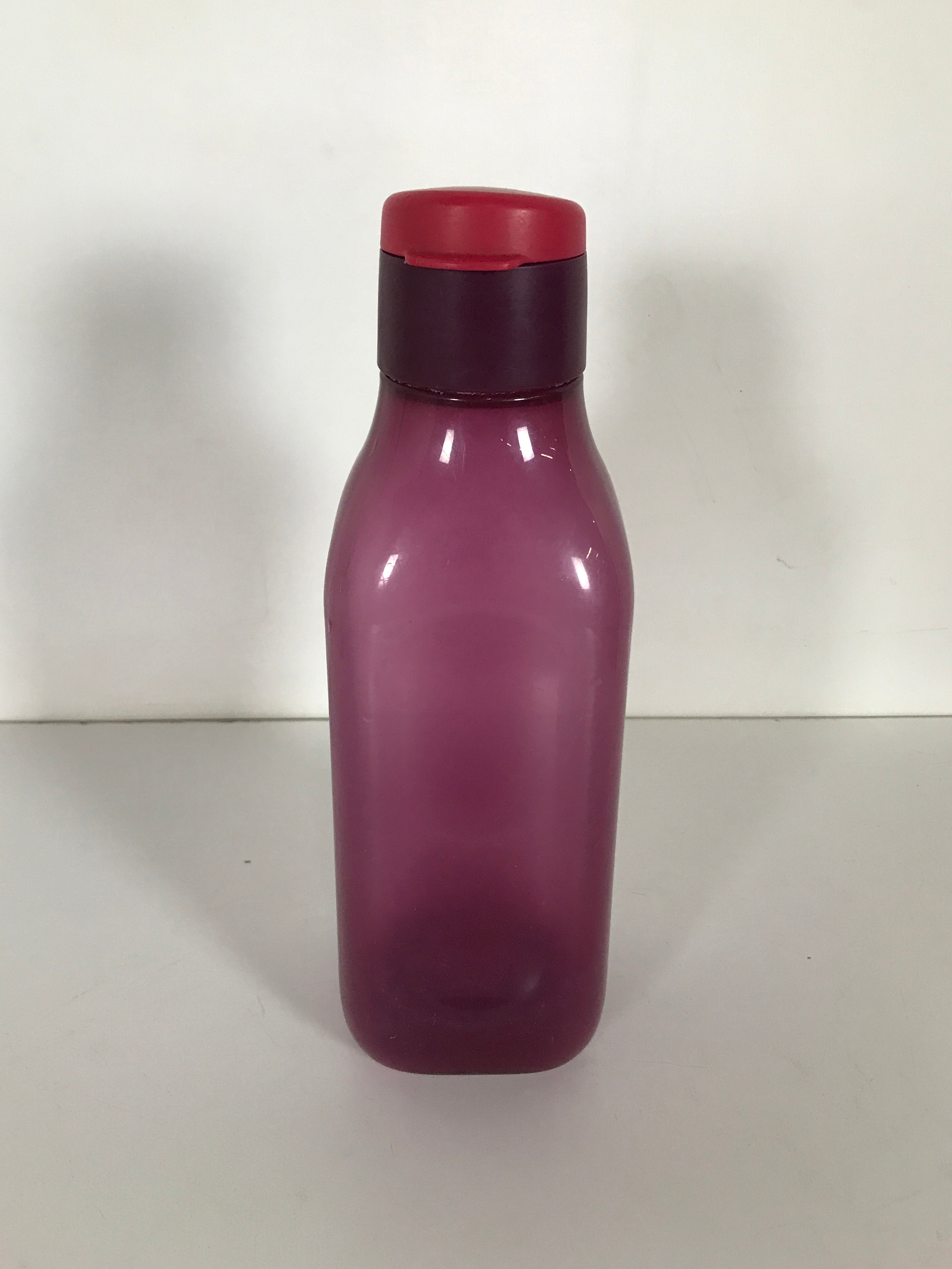 Tupperware Aquasafe Purple Water Bottle