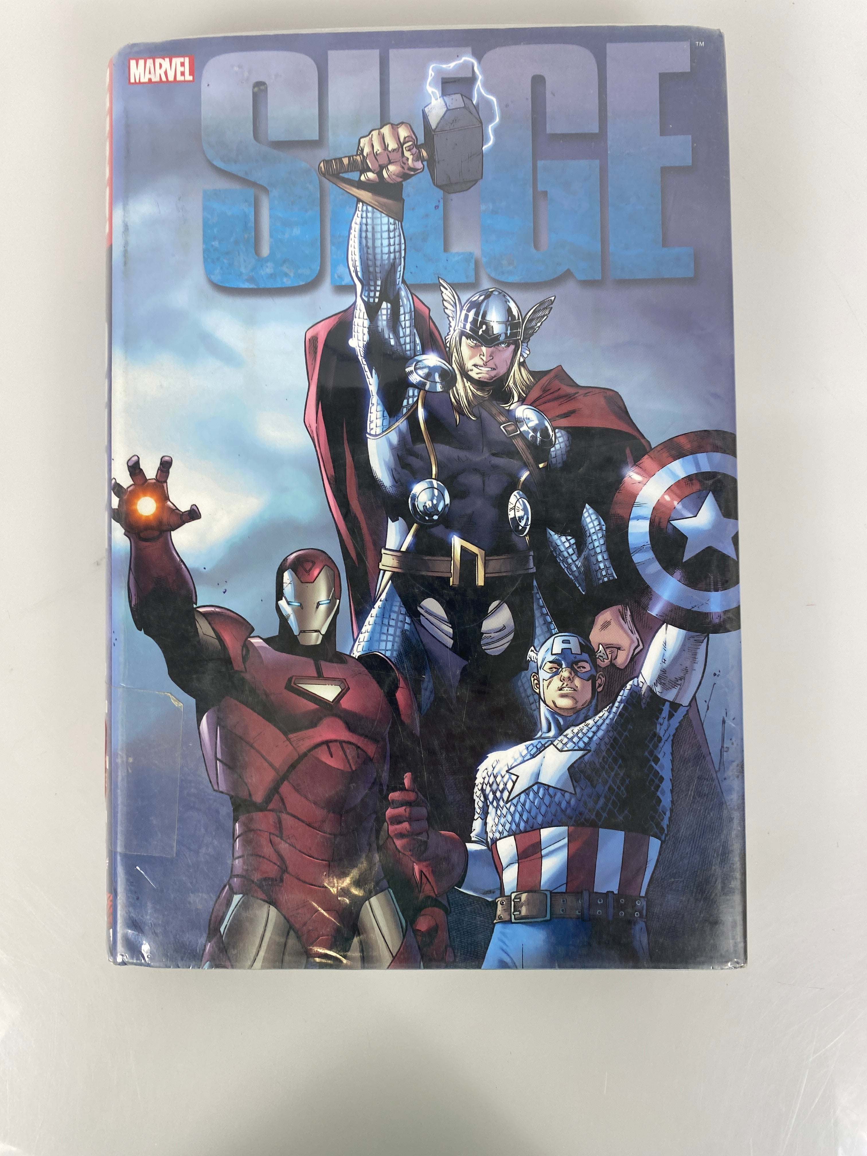 Siege Marvel Graphic Novel Brian Bendis 2011 HCDJ