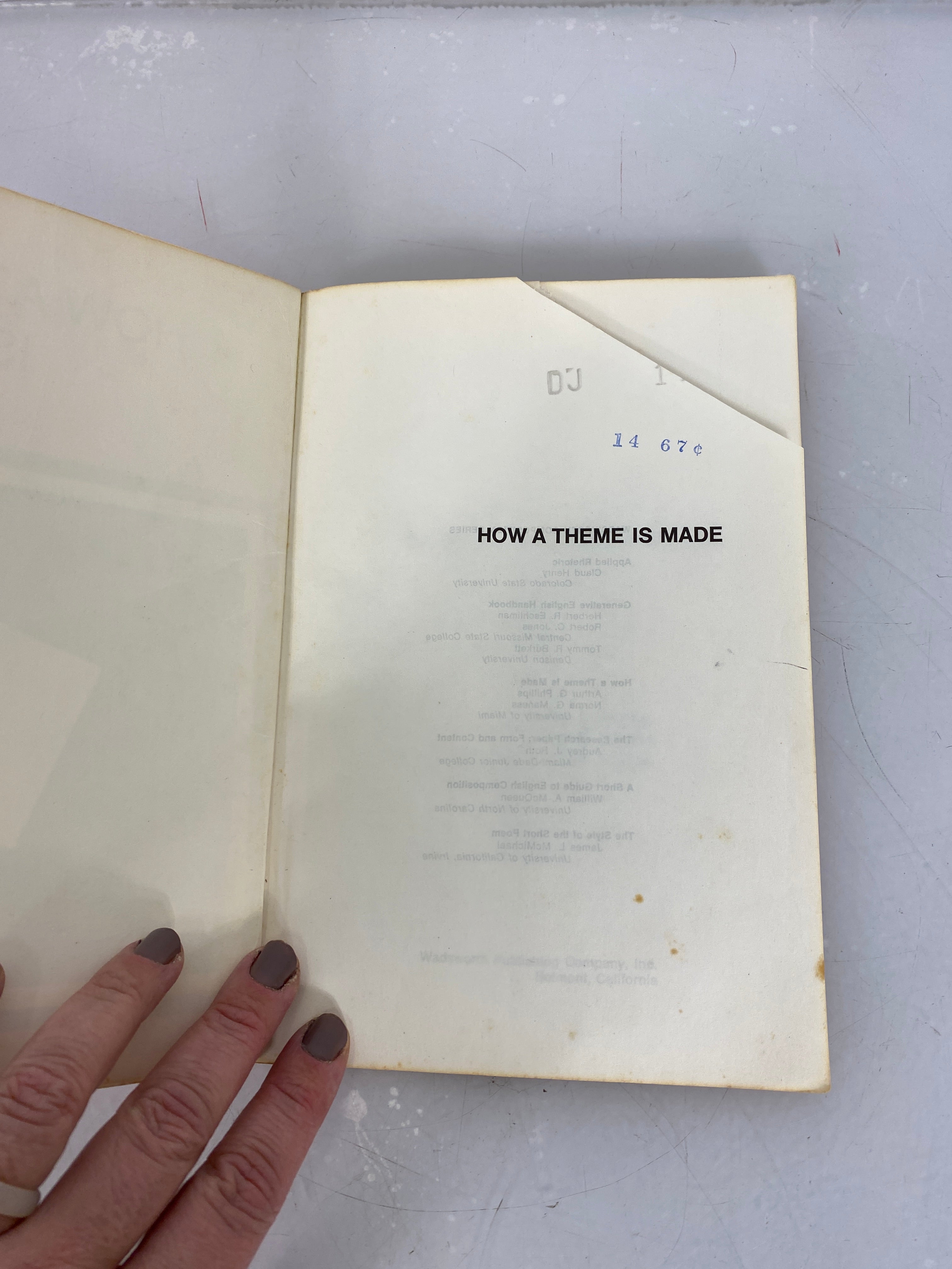 How a Theme is Made by Phillips and Maness 1968 SC