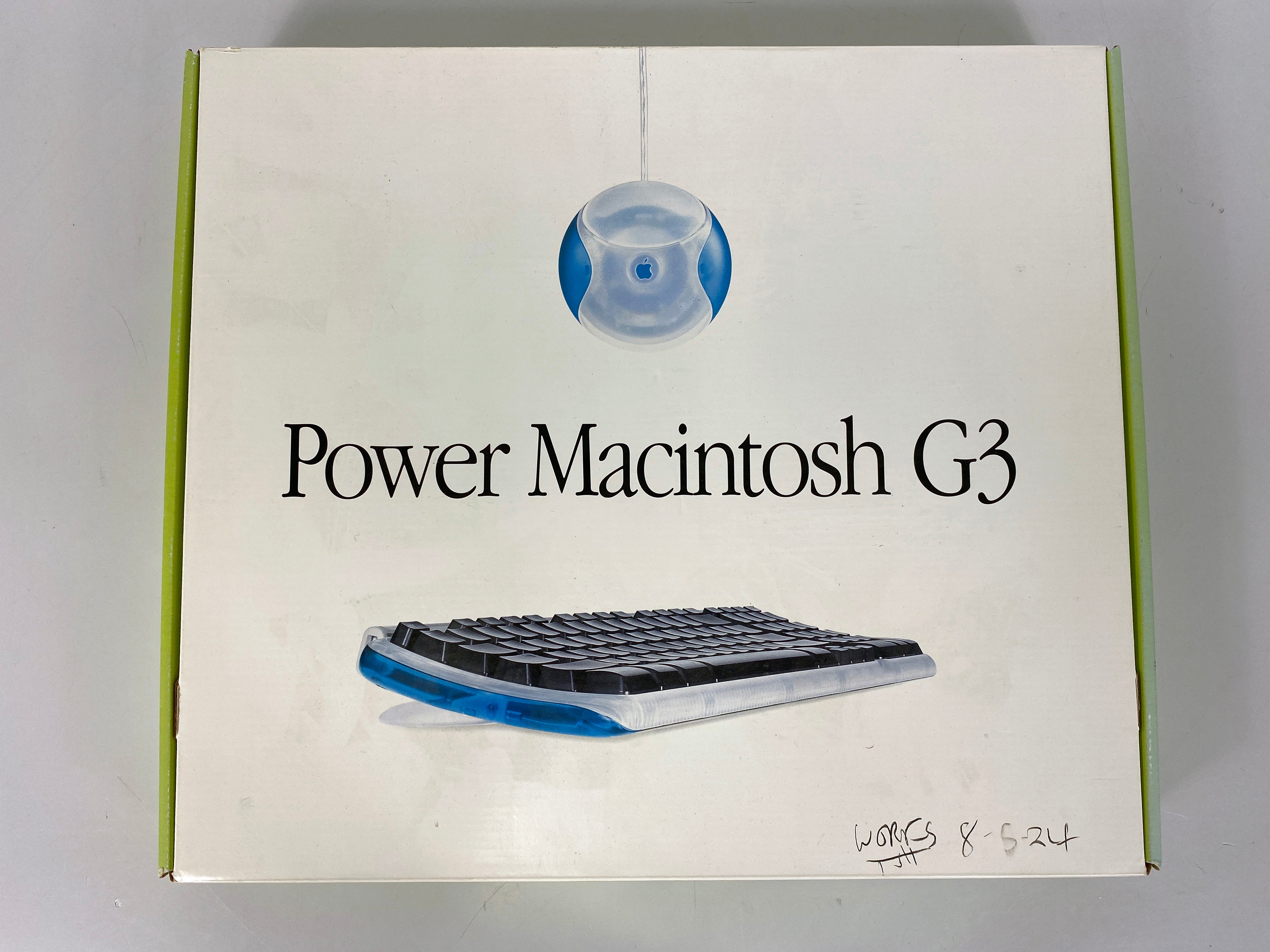 Vintage Apple Power Macintosh G3 Accessory Kit