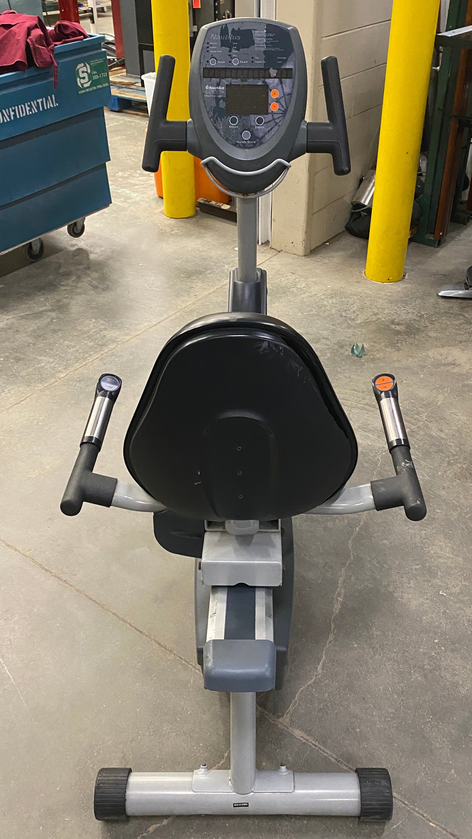 Nautilus #NR3000 Stationary Bike Machine