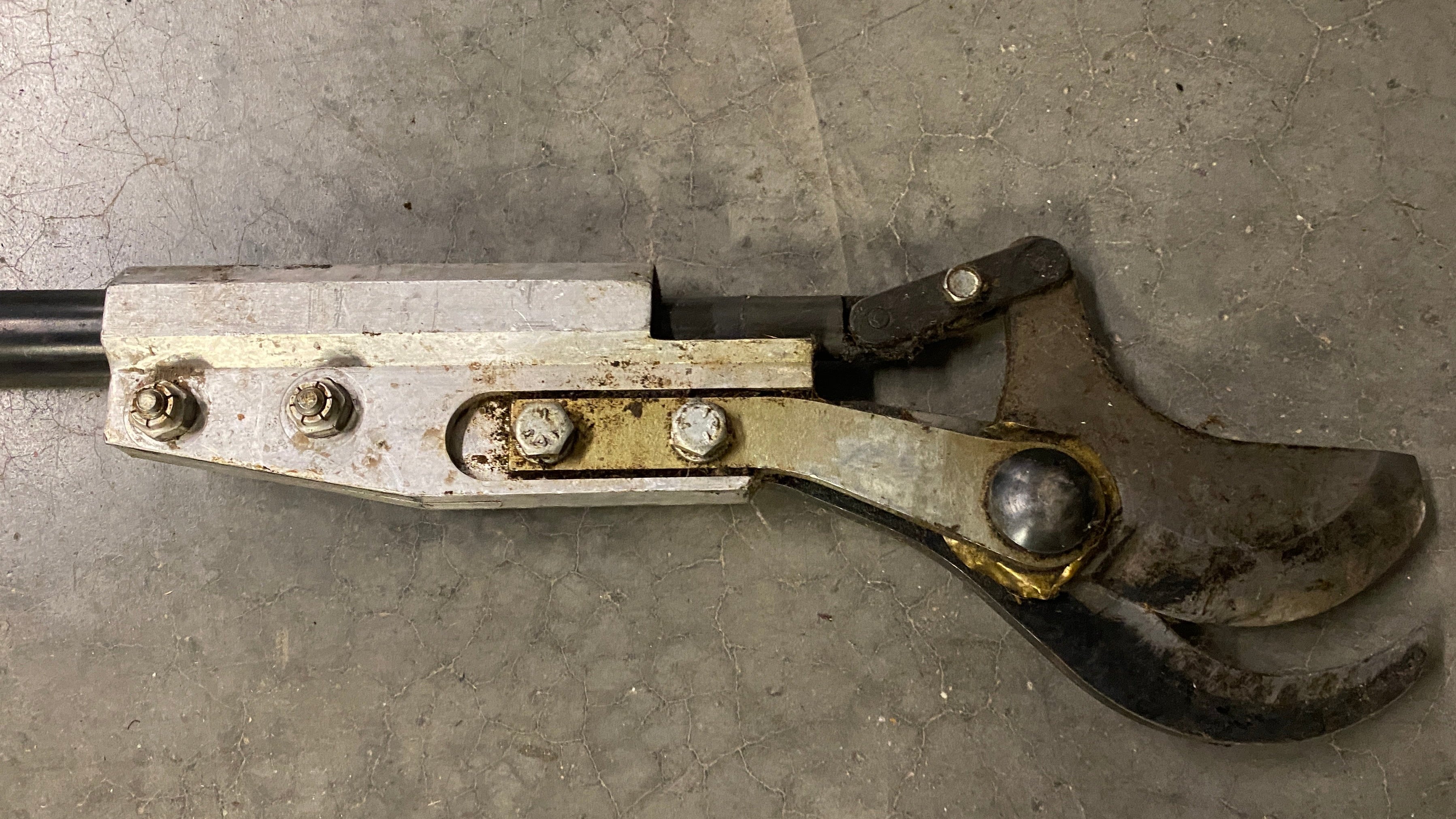 Hydraulic Tree Pruner w/ Hoses and Fittings