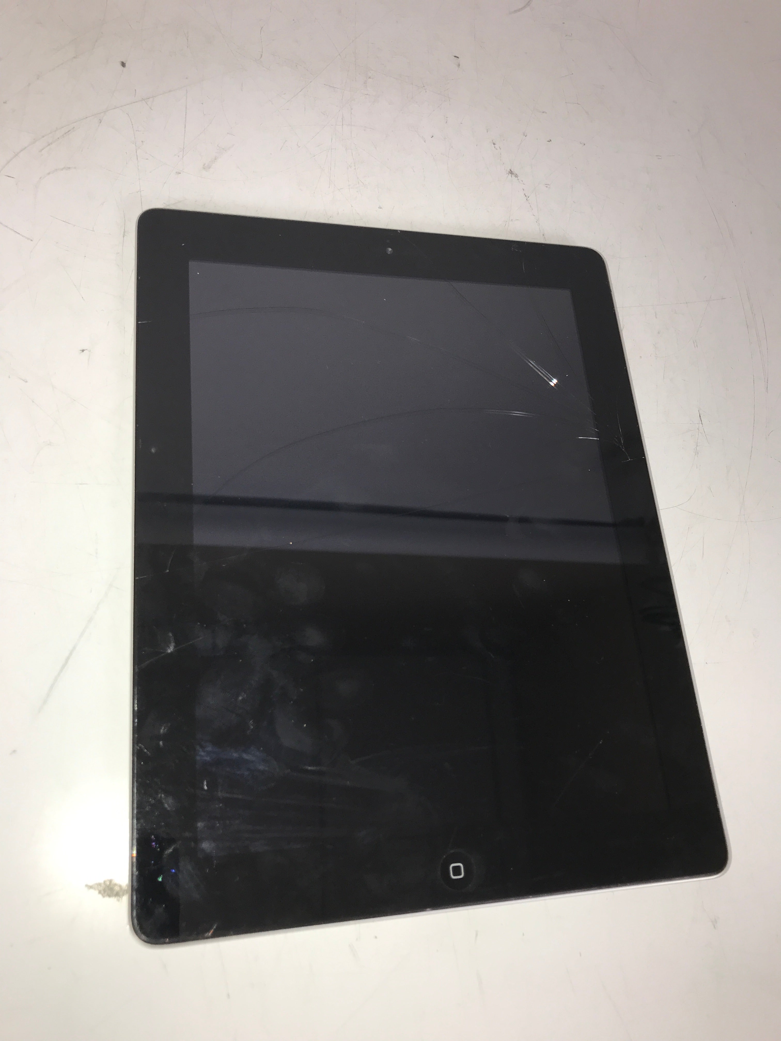 Apple A1416 Space Gray iPad 3rd Gen 32GB 9.7" WiFi Only - Cracked Display