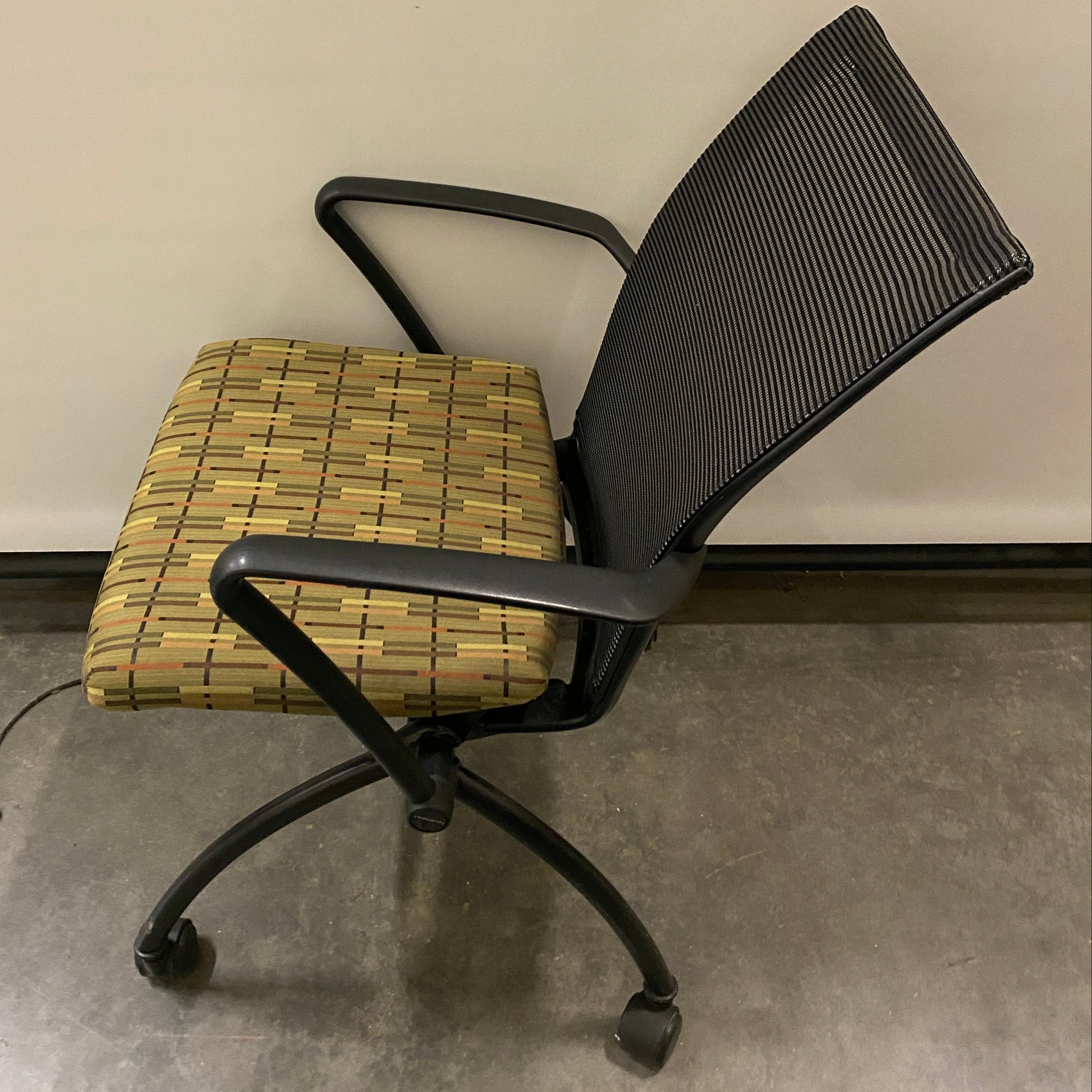 Haworth Green Patterned Upholstered Rolling Chair