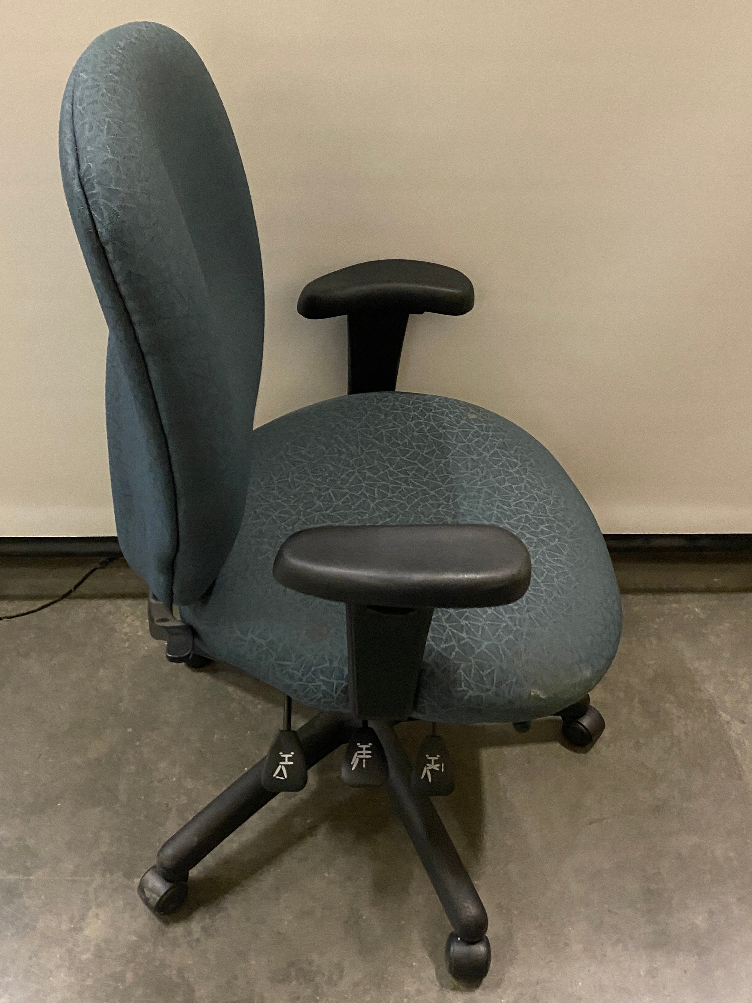 United Chair Co Blue Upholstered Office Chair