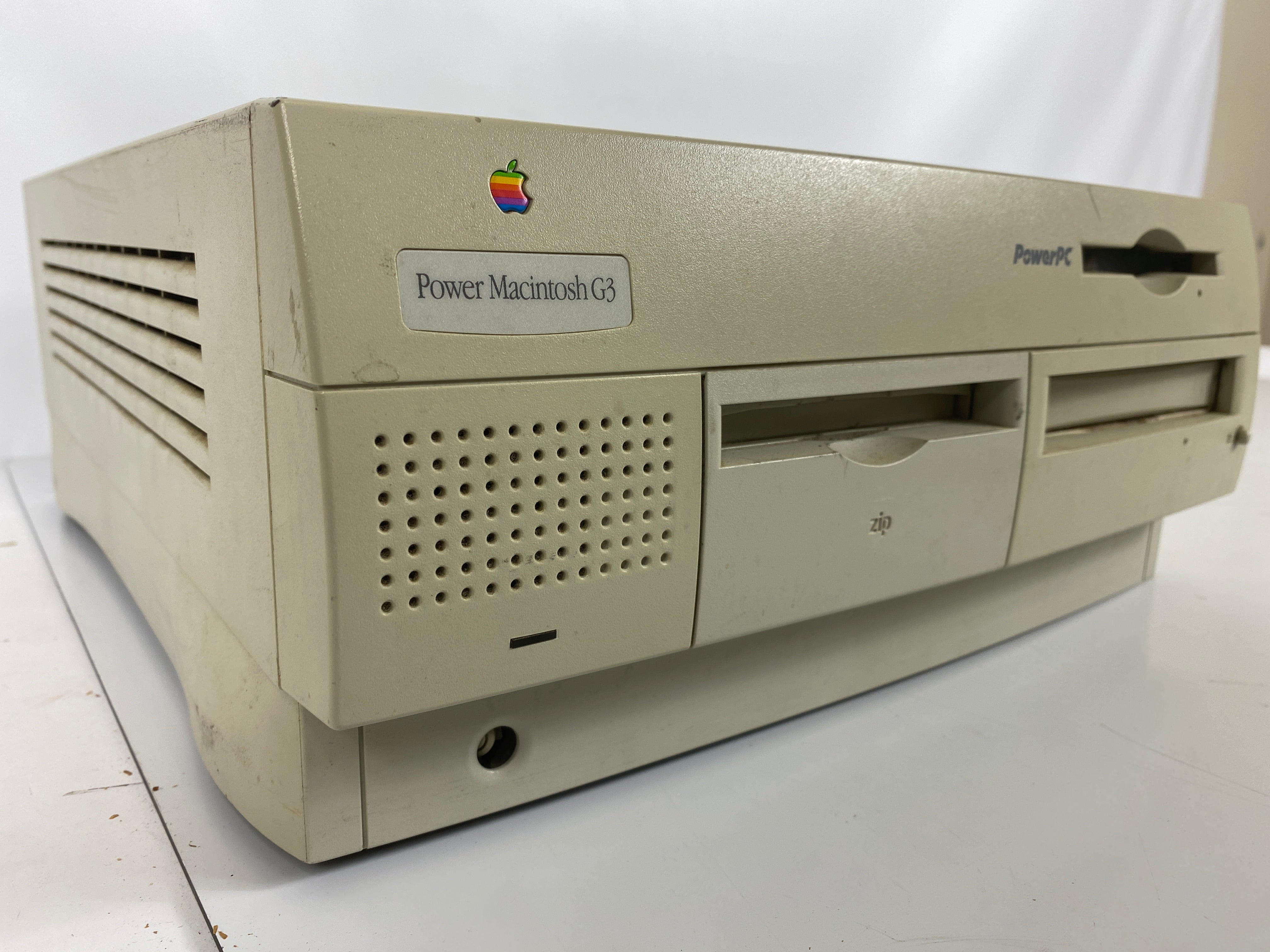 Vintage Apple Macintosh PowerPC G3 300Mhz Computer