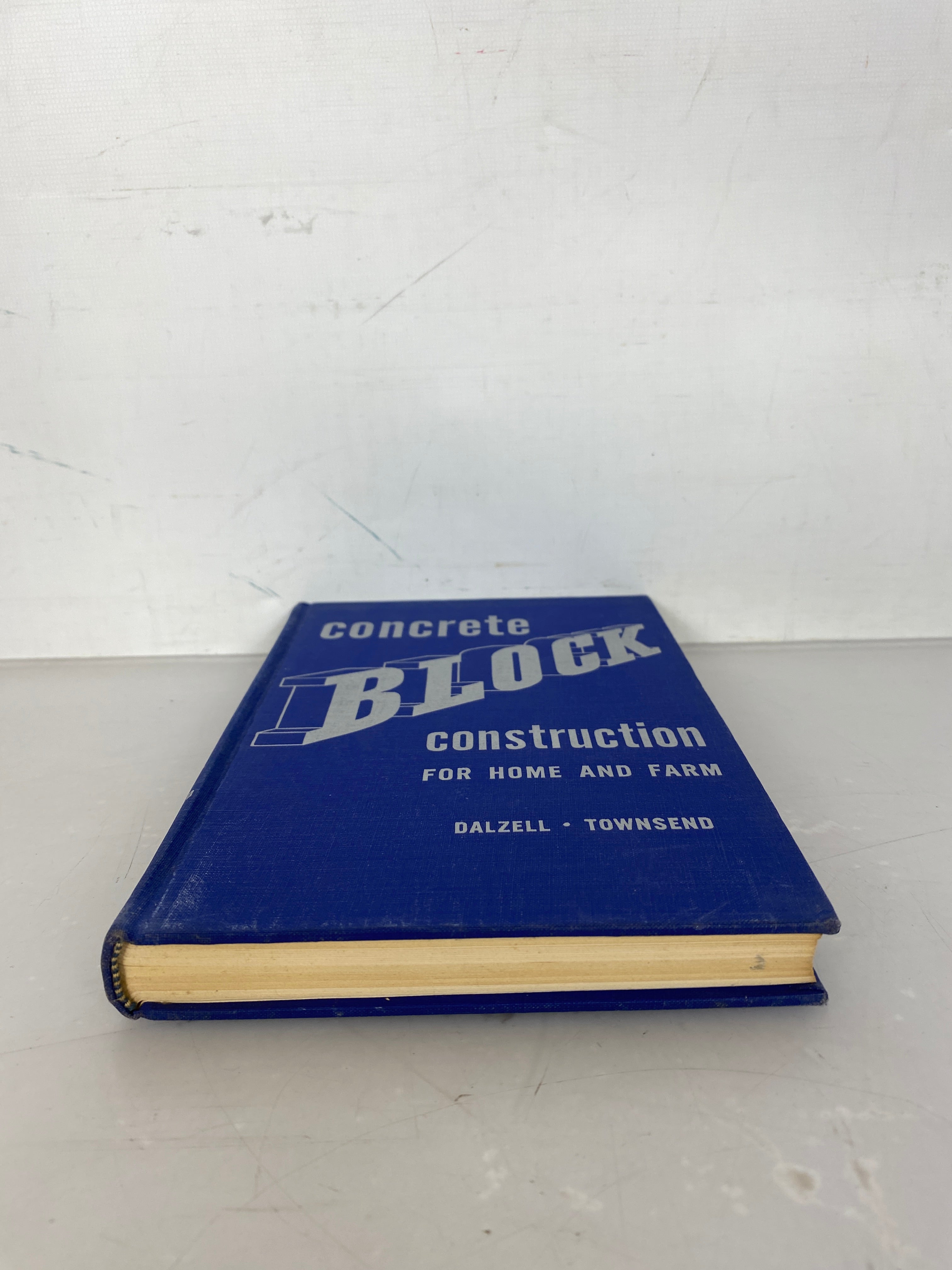 Lot of 2 Building Books: How to Plan a House (1961) and Concrete Block Construction (1953-1st) by Townsend and Dalzell HC DJ
