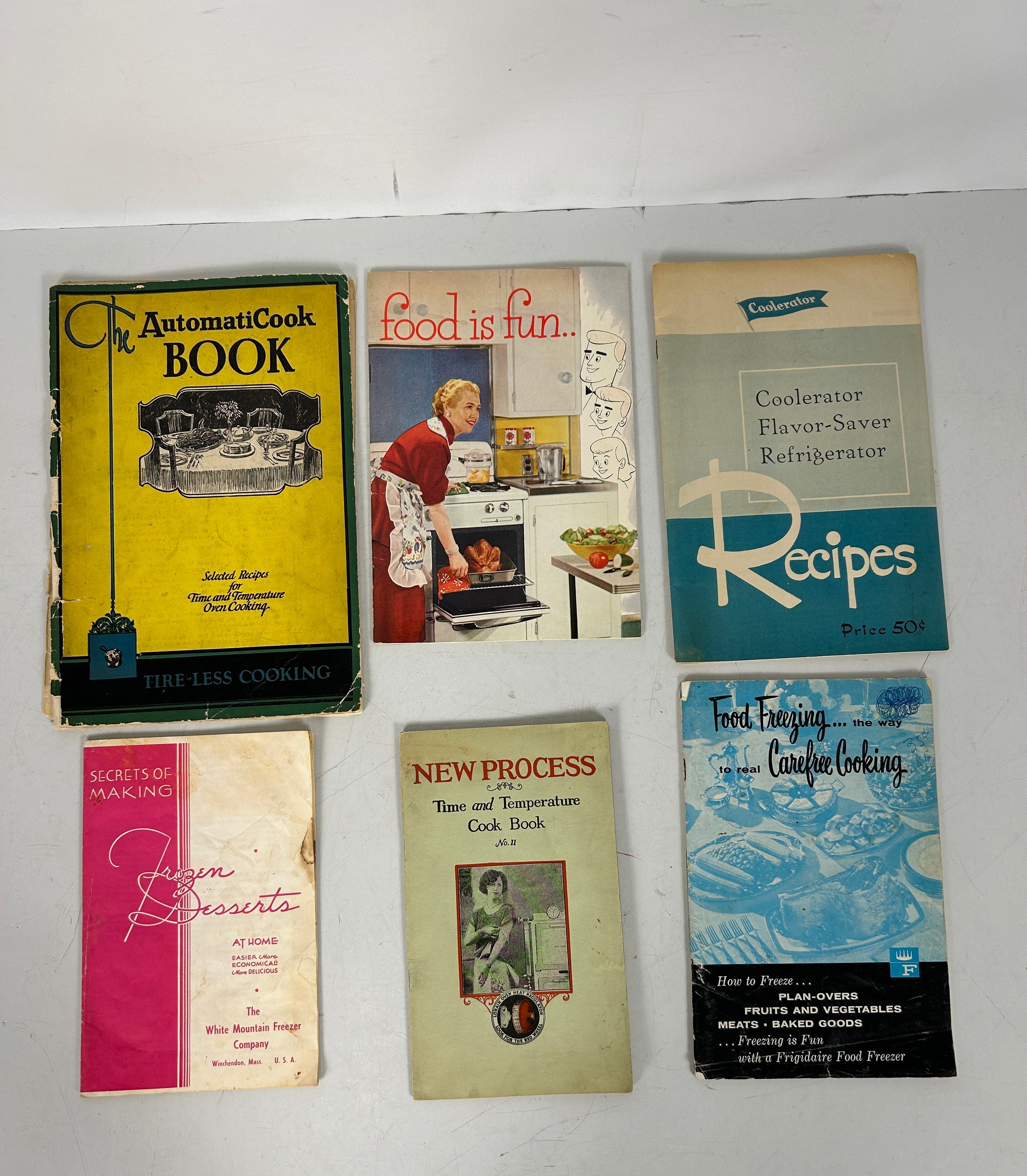 6 Vtg Recipe Booklets from Appliance Companies: Coolerator/Lorain/Robertshaw SC