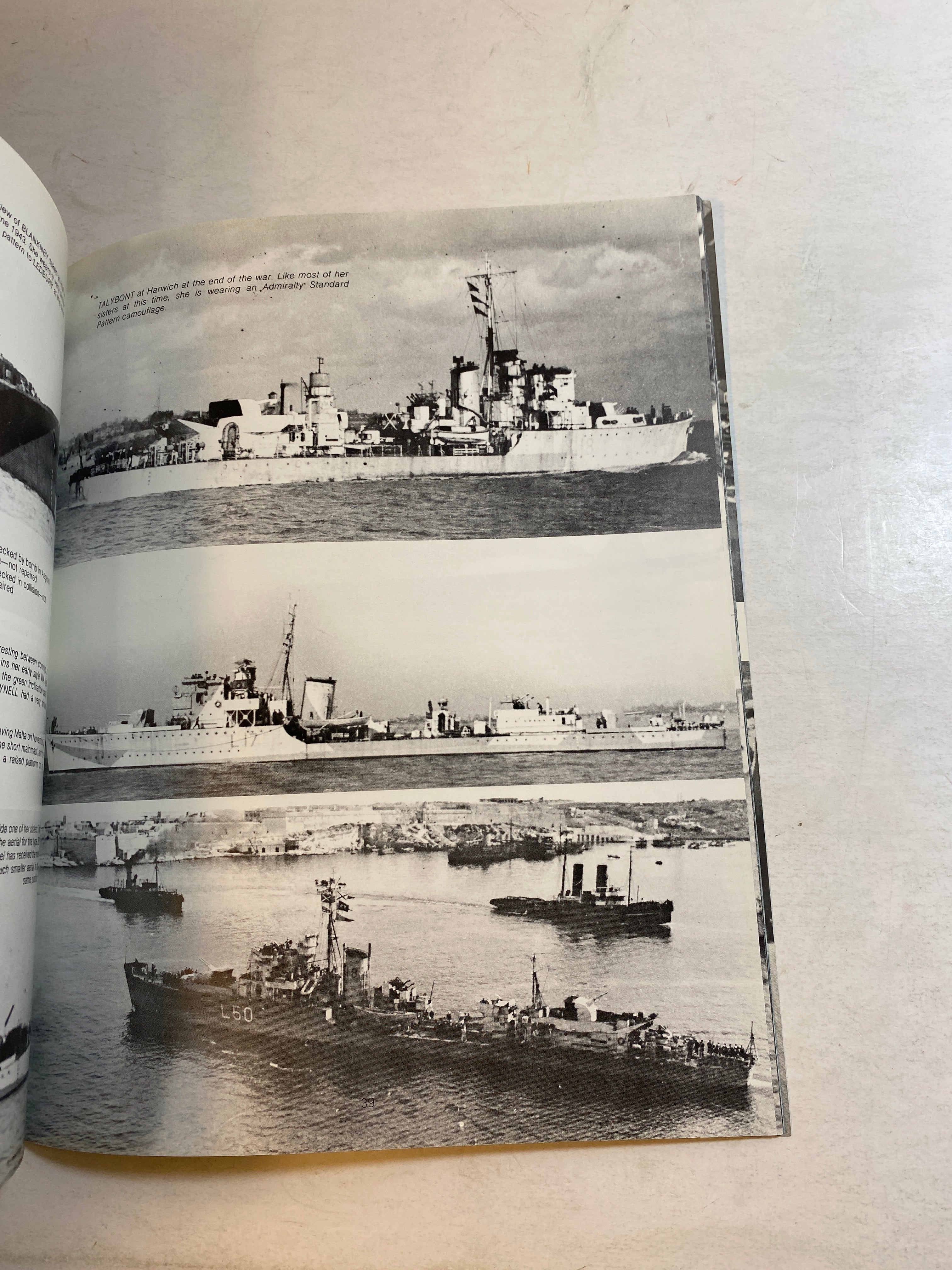 Man O' War 4 HUNT Class Escort Destroyers 1980