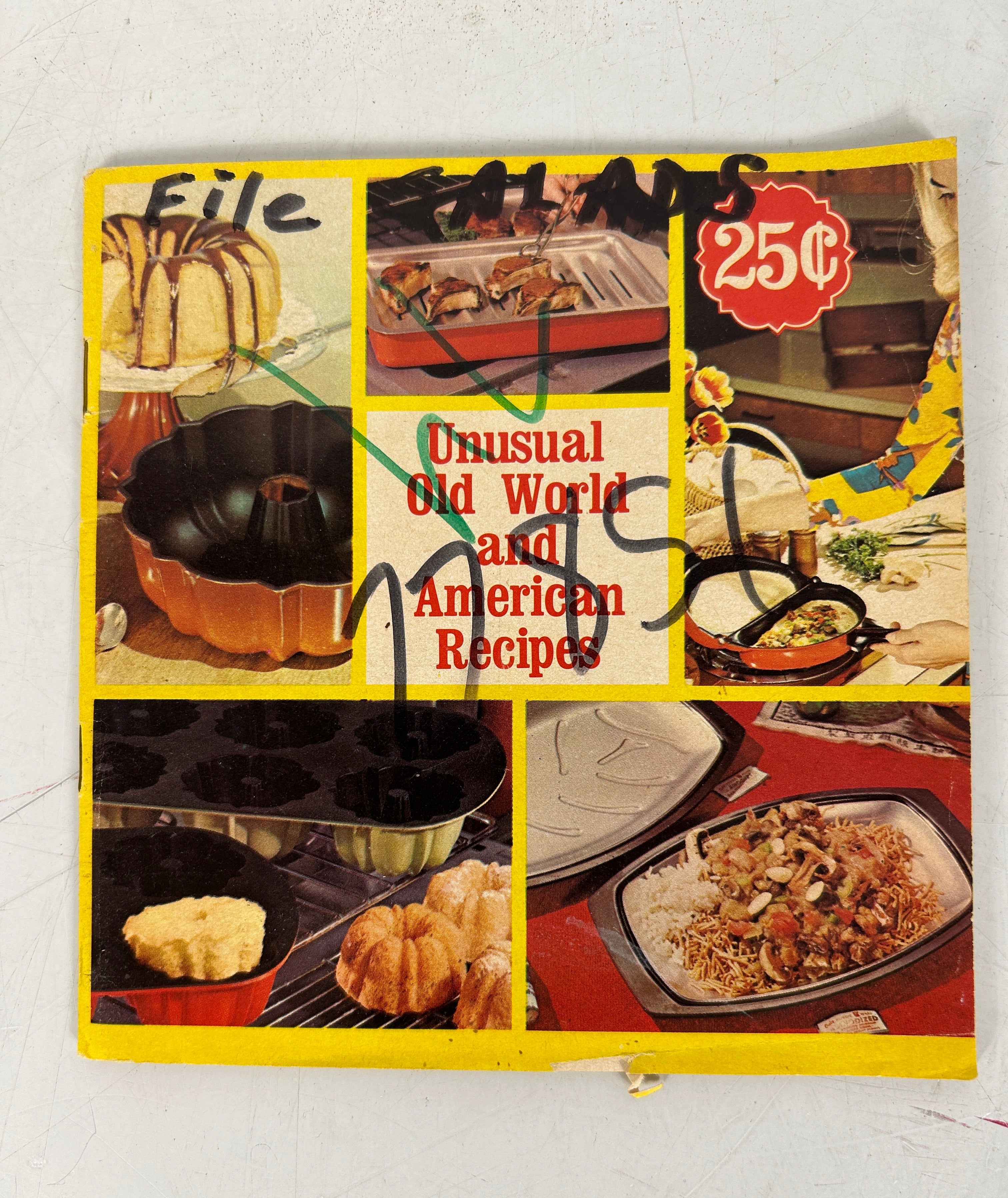 3 Vtg Recipe Booklets: Corning Ware Electromatics/Nordic Ware/Forever Pans SC